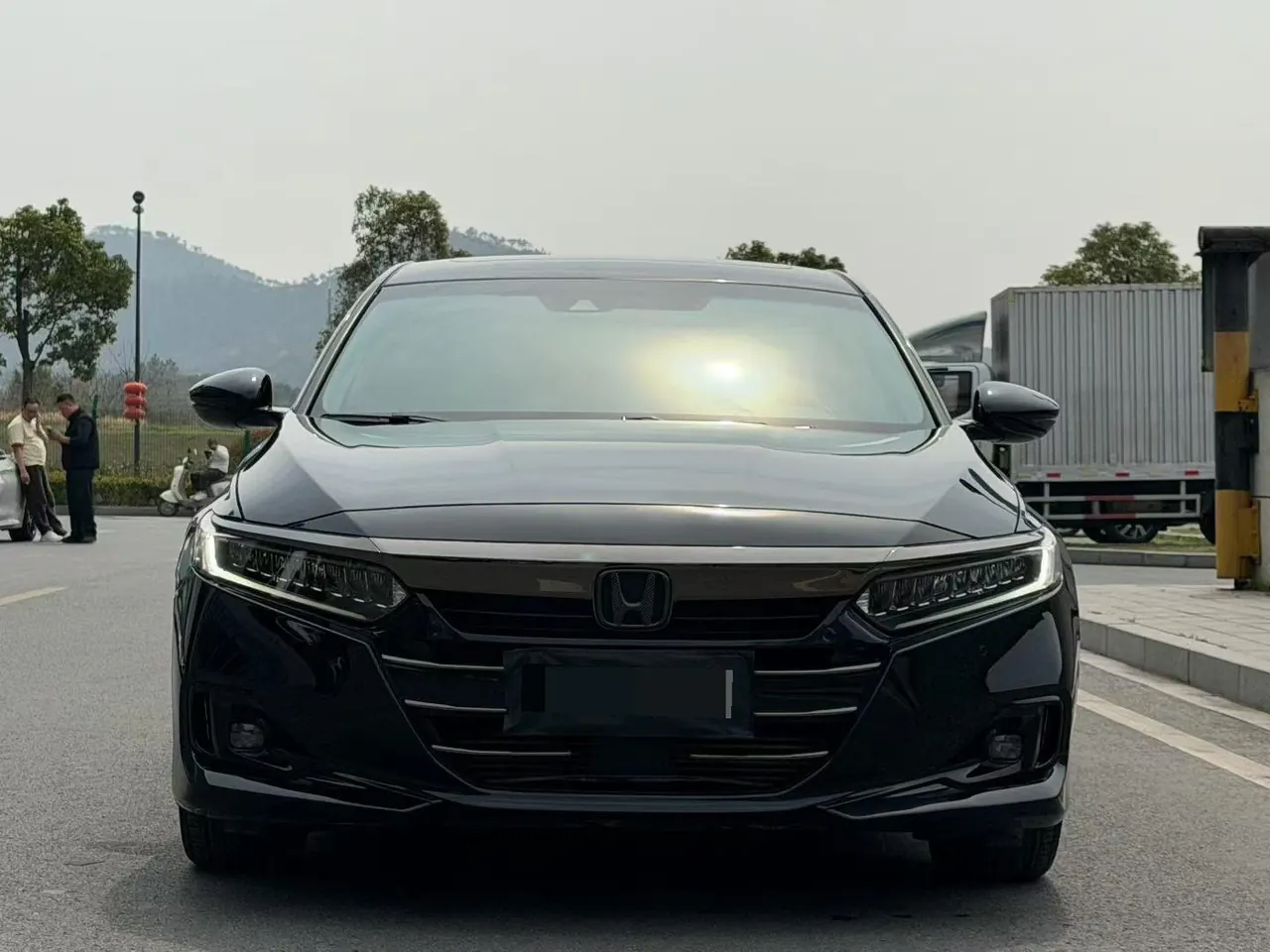 Honda 2022 10th Generation Accord 1.5T Stepless 260TURBO Magic Night Premium Edition Automatic Gear 2