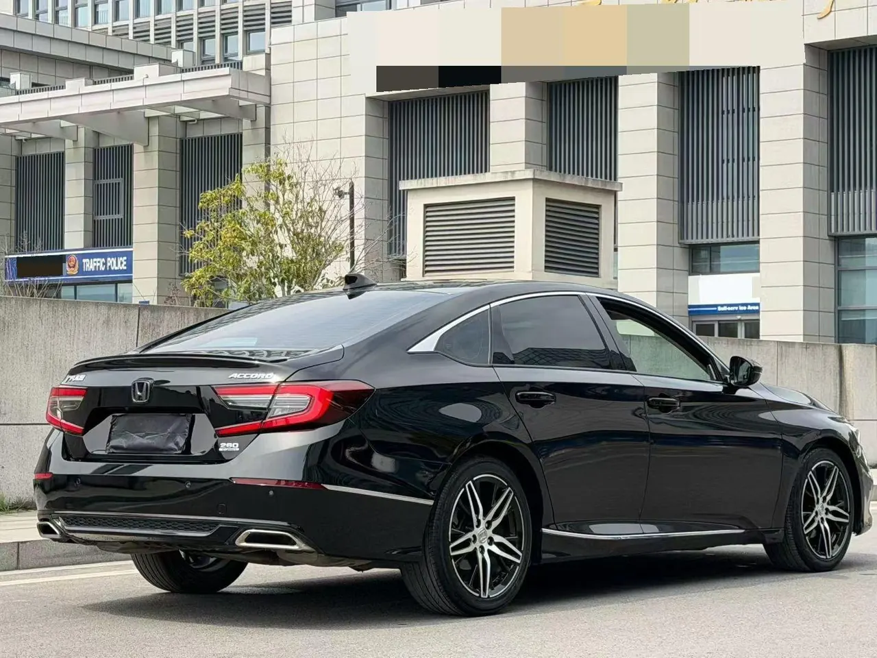 Honda 2022 10th Generation Accord 1.5T Stepless 260TURBO Magic Night Premium Edition Automatic Gear 4