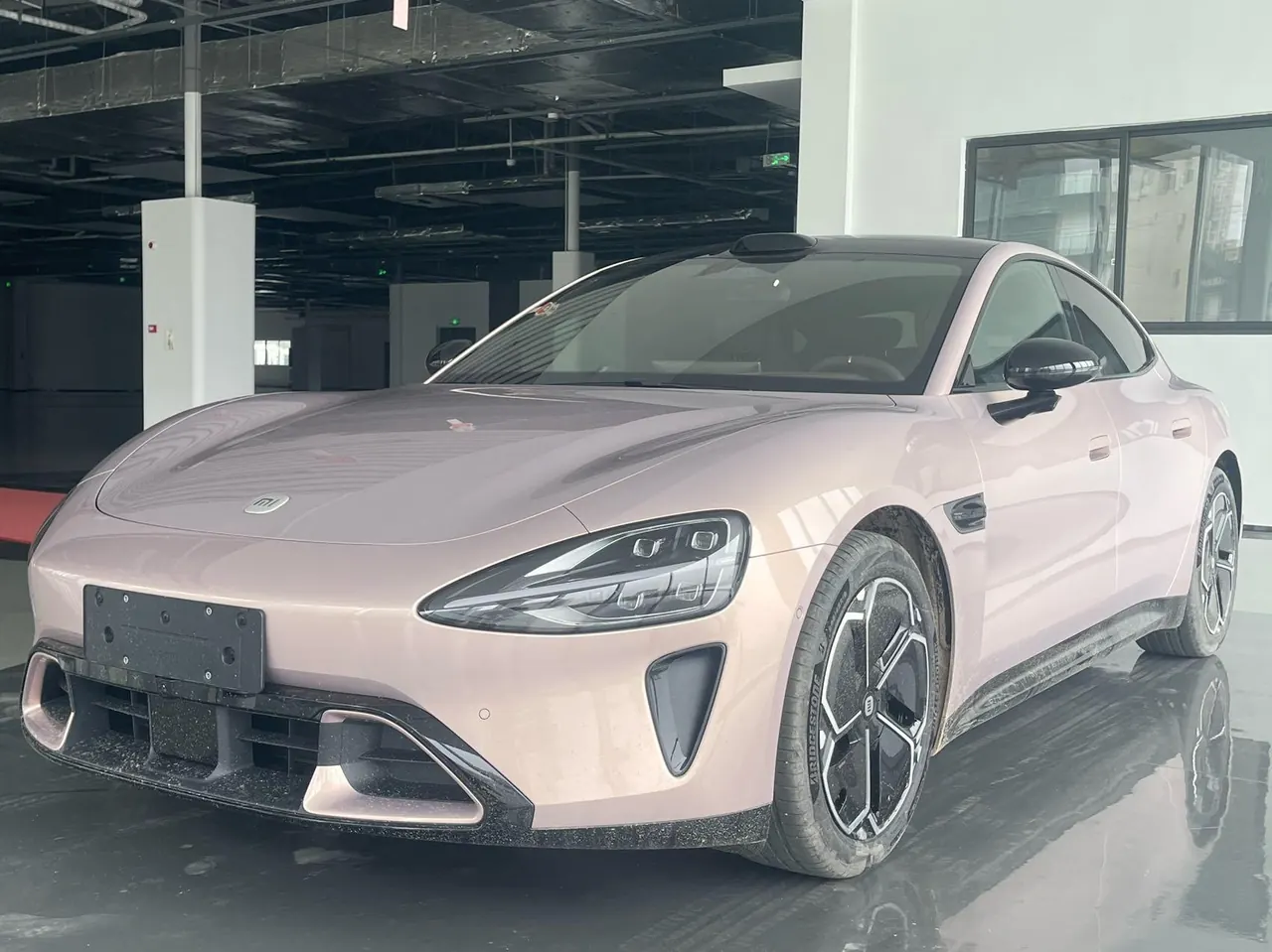 MI 2026 SU7 Standard Edition Automatic Gear - View 1