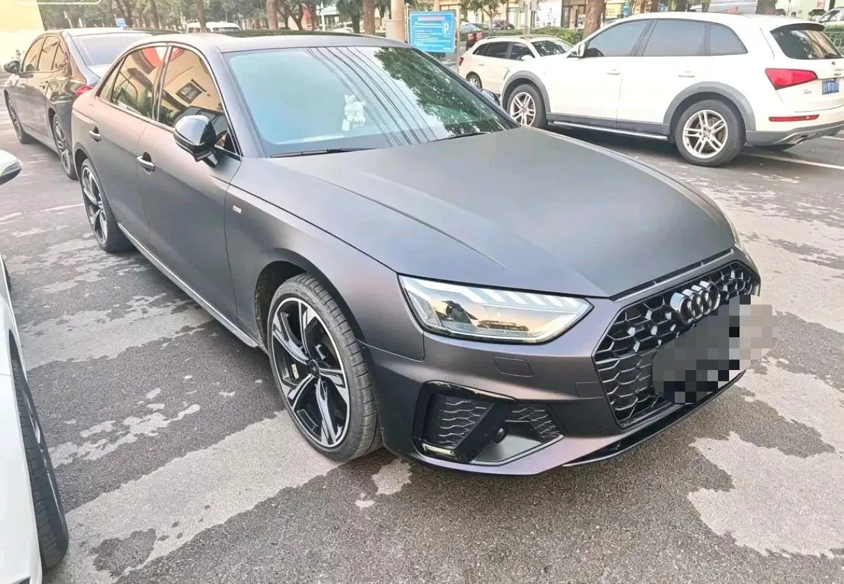 Audi 2024 A4L 2.0TFSI 40TFSI Deluxe Dynamic (Starry Night Edition) Automatic Gear 2