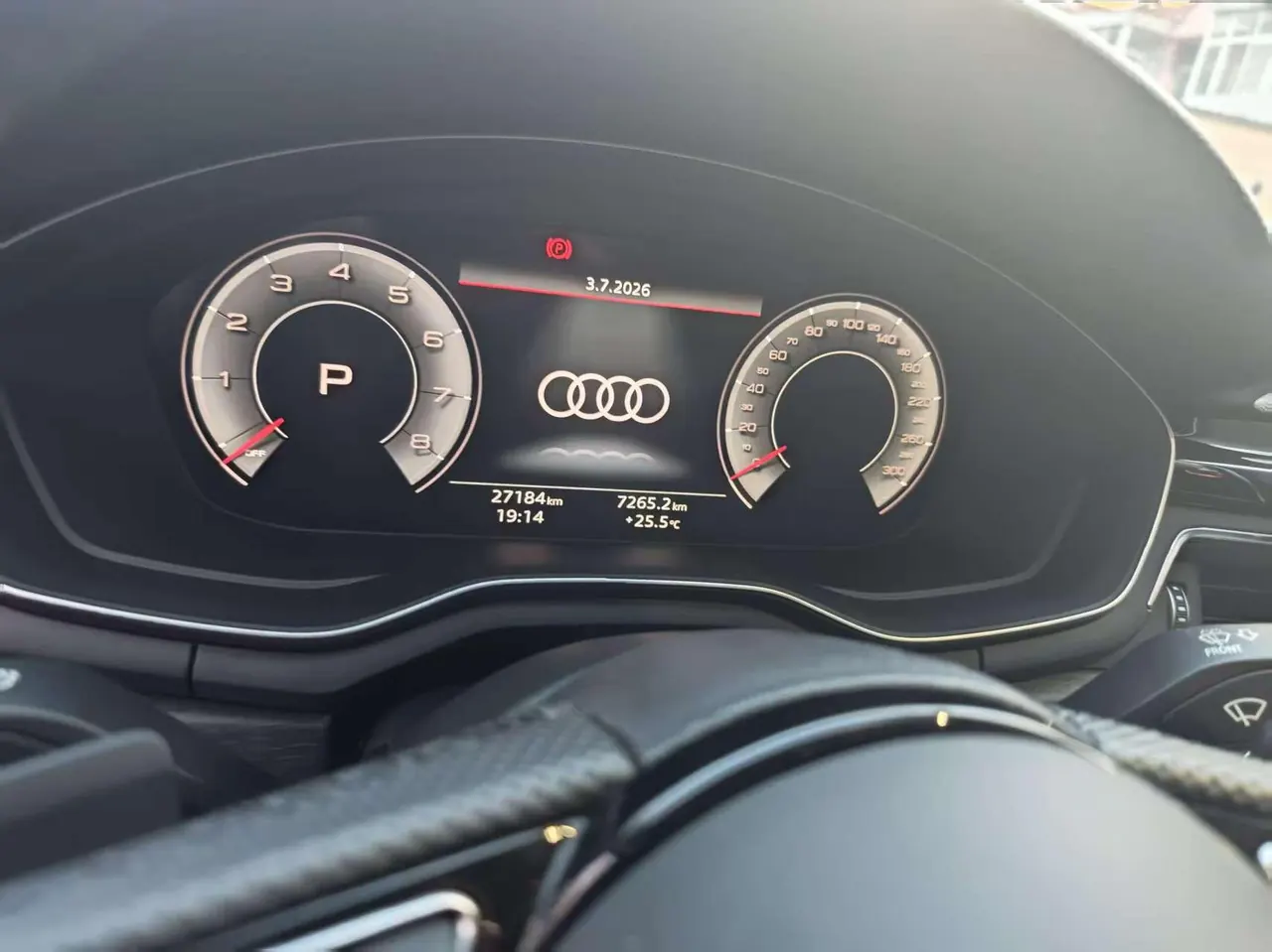 Audi 2024 A4L 2.0TFSI 40TFSI Deluxe Dynamic (Starry Night Edition) Automatic Gear 5