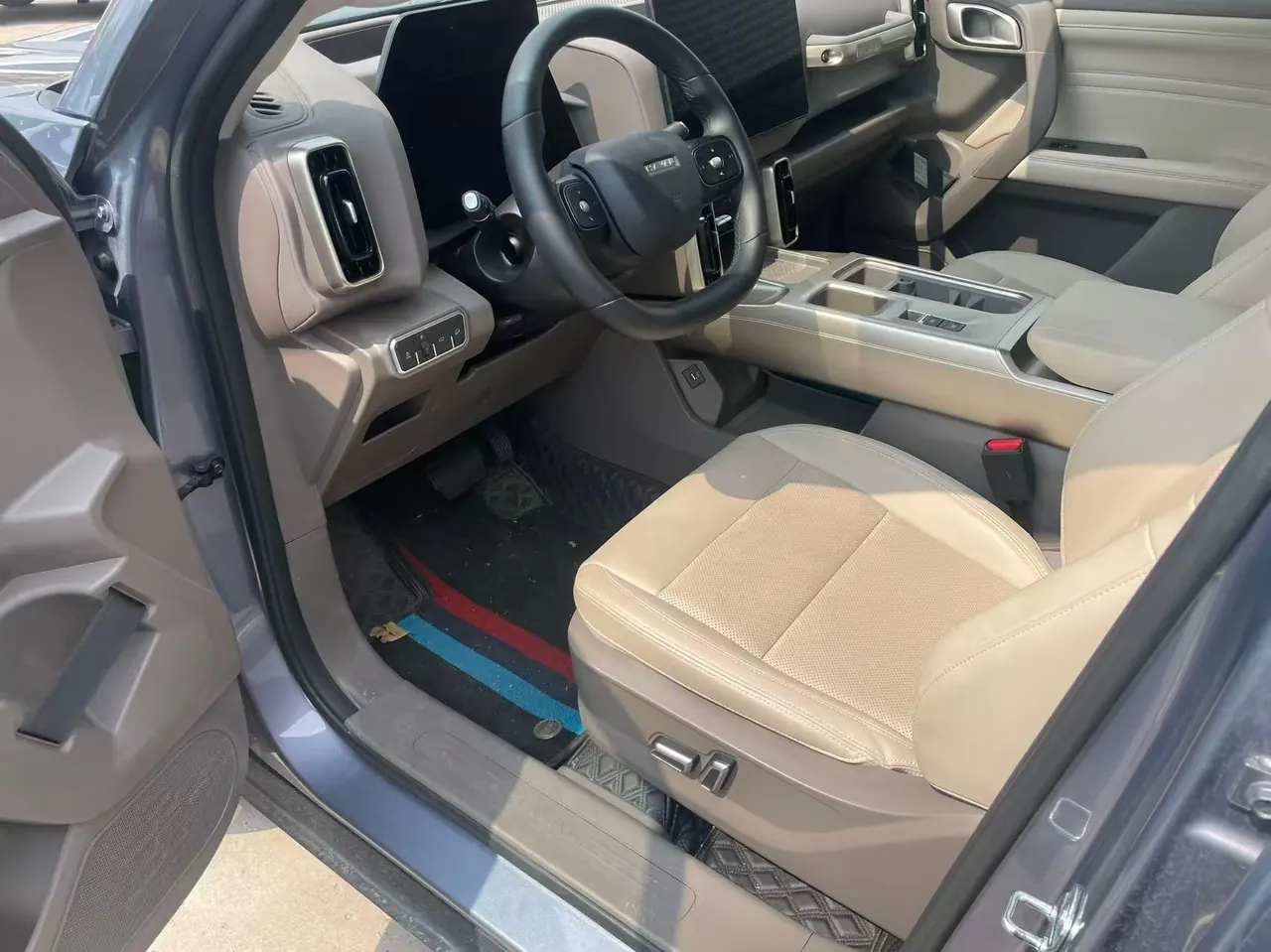 Haval 2026 model Big Dog 1.5T Border Collie Edition Automatic Transmission 5