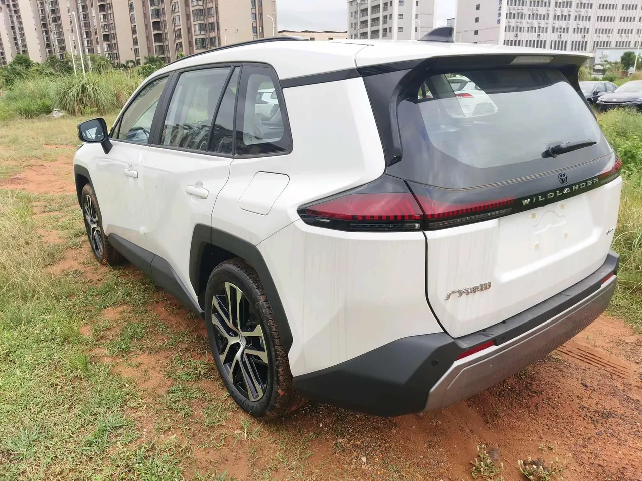 Toyota 2026 Weilanda Dual Engine 2.0 Stepless Intelligent Electric Hybrid PRO Automatic Gear 2