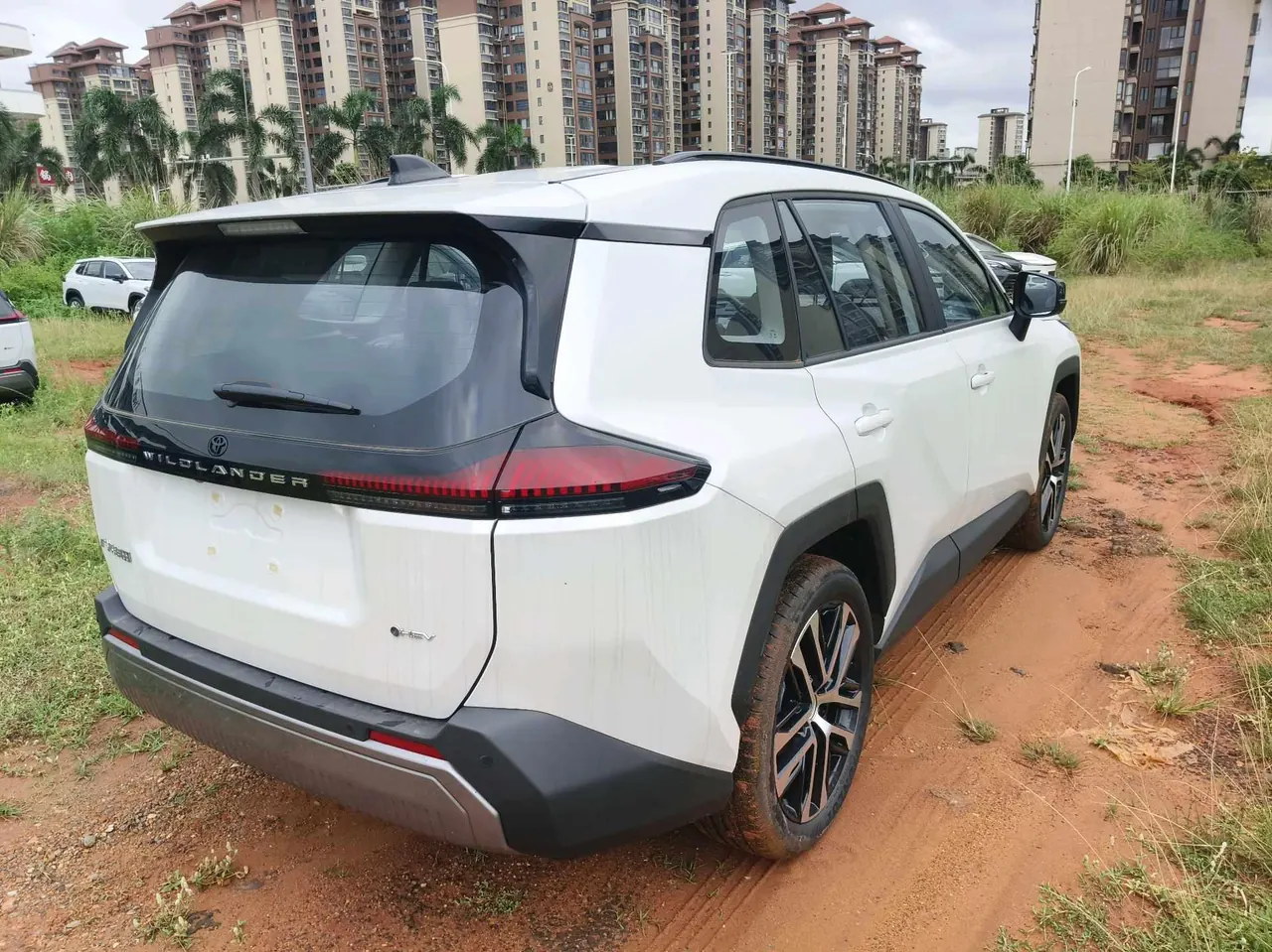 Toyota 2026 Weilanda Dual Engine 2.0 Stepless Intelligent Electric Hybrid PRO Automatic Gear 3