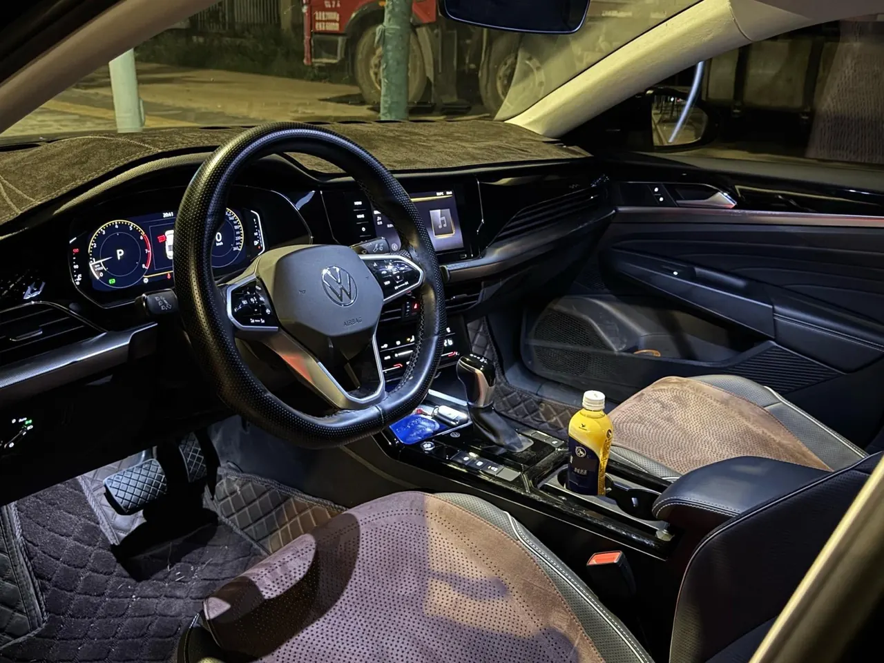 Volkswagen 2024 Passat 2.0TSI 330TSI Elite Edition Automatic 2