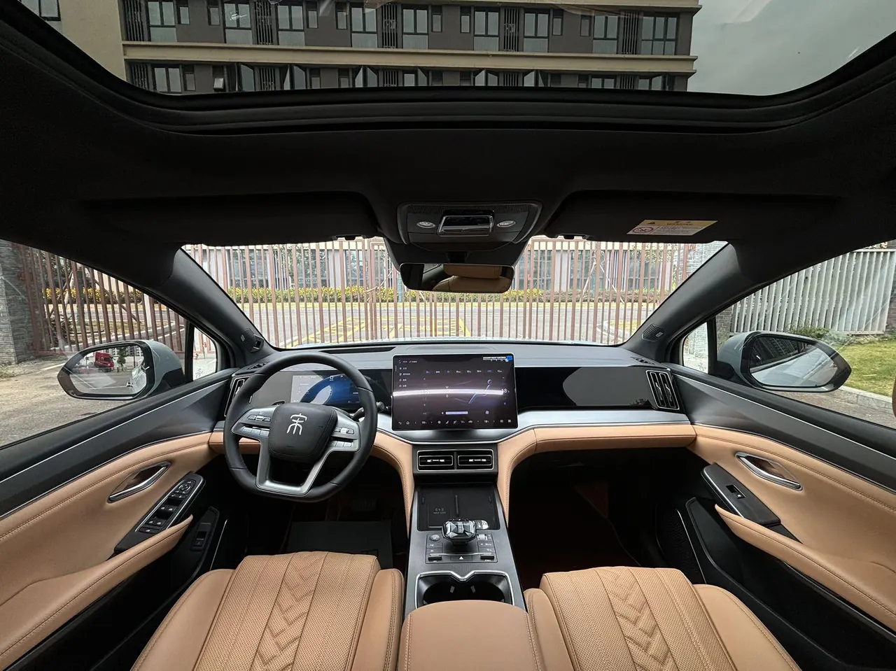 BYD 2024 Song L DM-i 1.5 Stepless 160km Excellent Automatic Transmission 6