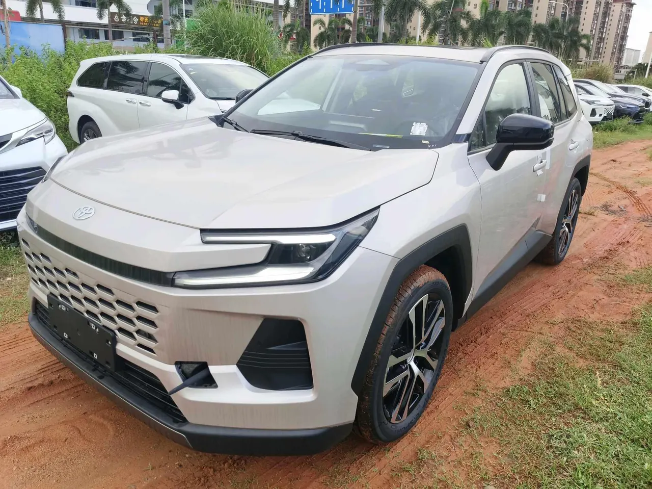 Open image lightbox: Toyota 2026 Willanda 2.0 Stepless PRO Automatic Gear