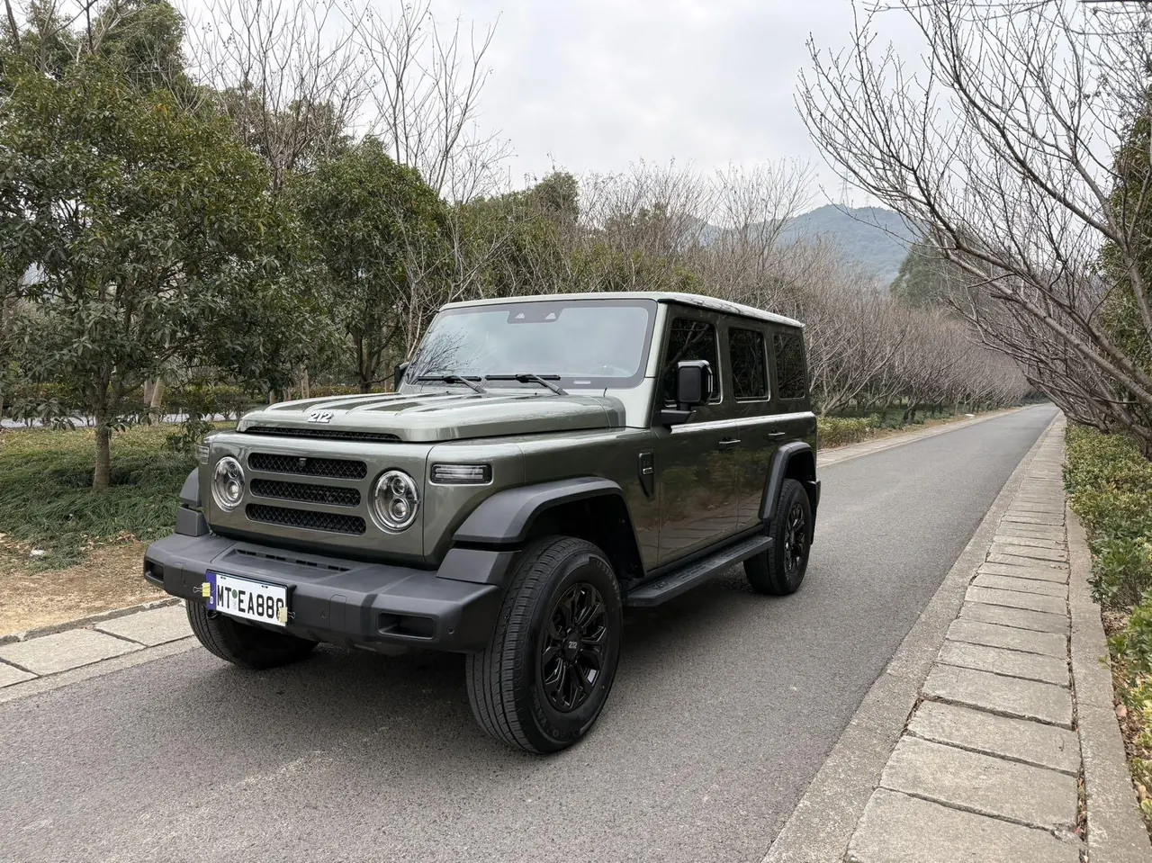 212 2024 T01 2.0T Explorer Automatic - View 1