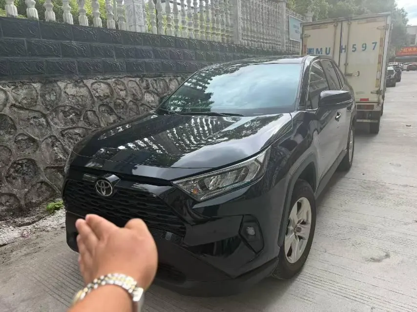Open image lightbox: Toyota 2024 RAV4 Rongbo 2.0 Stepless Two-Drive City Edition Automatic Gear