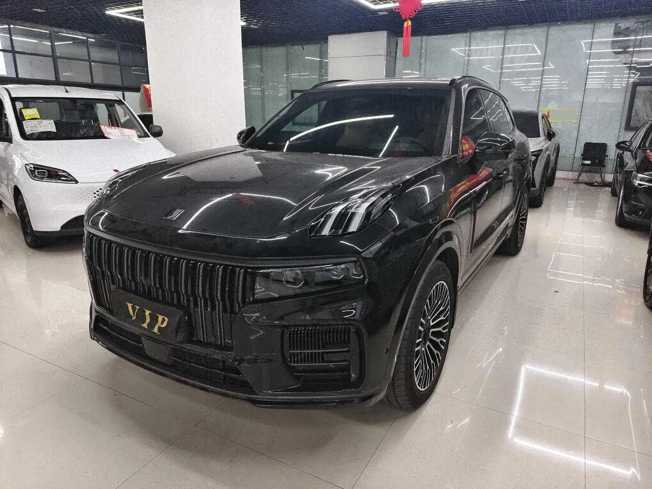 LYNK&amp;CO 2026 LYNK&amp;CO 09 MHEV 2.0T four-wheel drive exploration version Ultra automatic gear - View 1