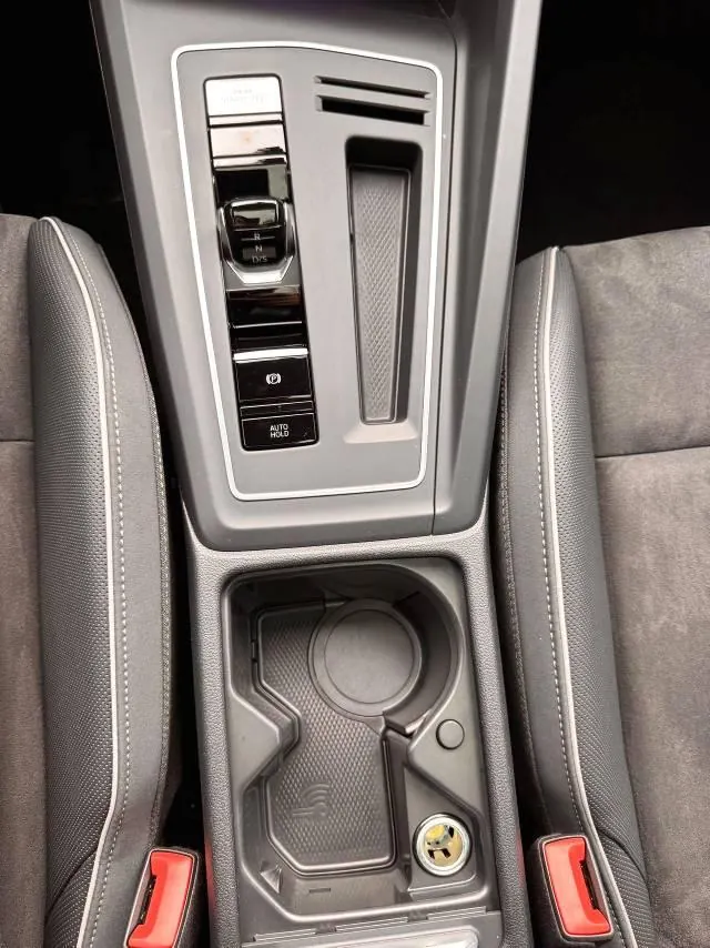 Volkswagen 2023 Golf 8 R-Line 1.4TSI 280TSI Lite Automatic 7