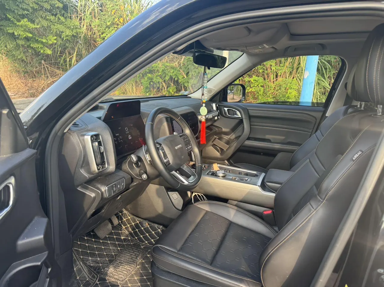 Haval 2022 big dogs 1.5T two-wheel-drive border animal husbandry version automatic gear 3