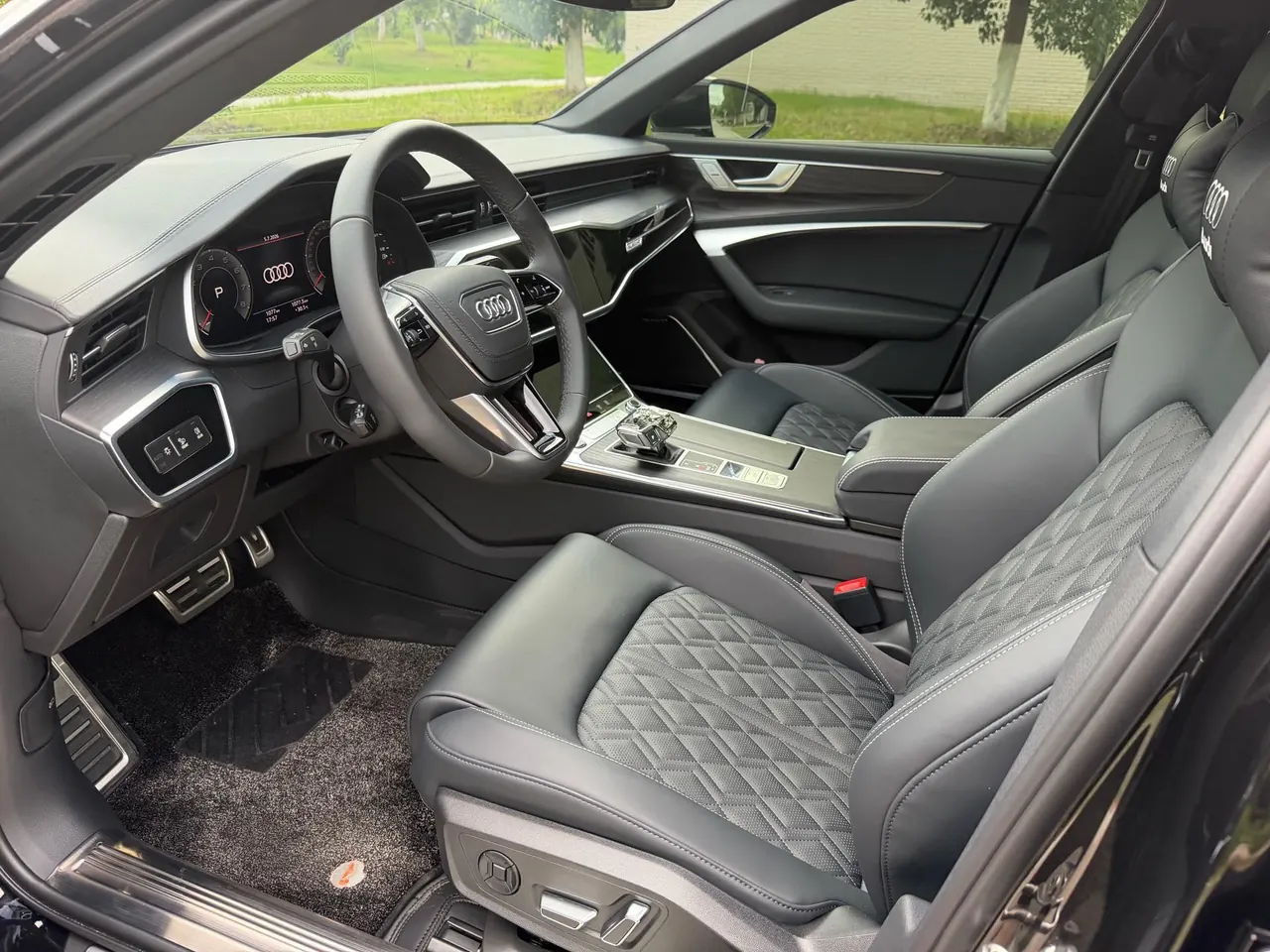Audi 2026 A6L 2.0TFSI 45TFSI Quattro Selected Dynamic Automatic 6