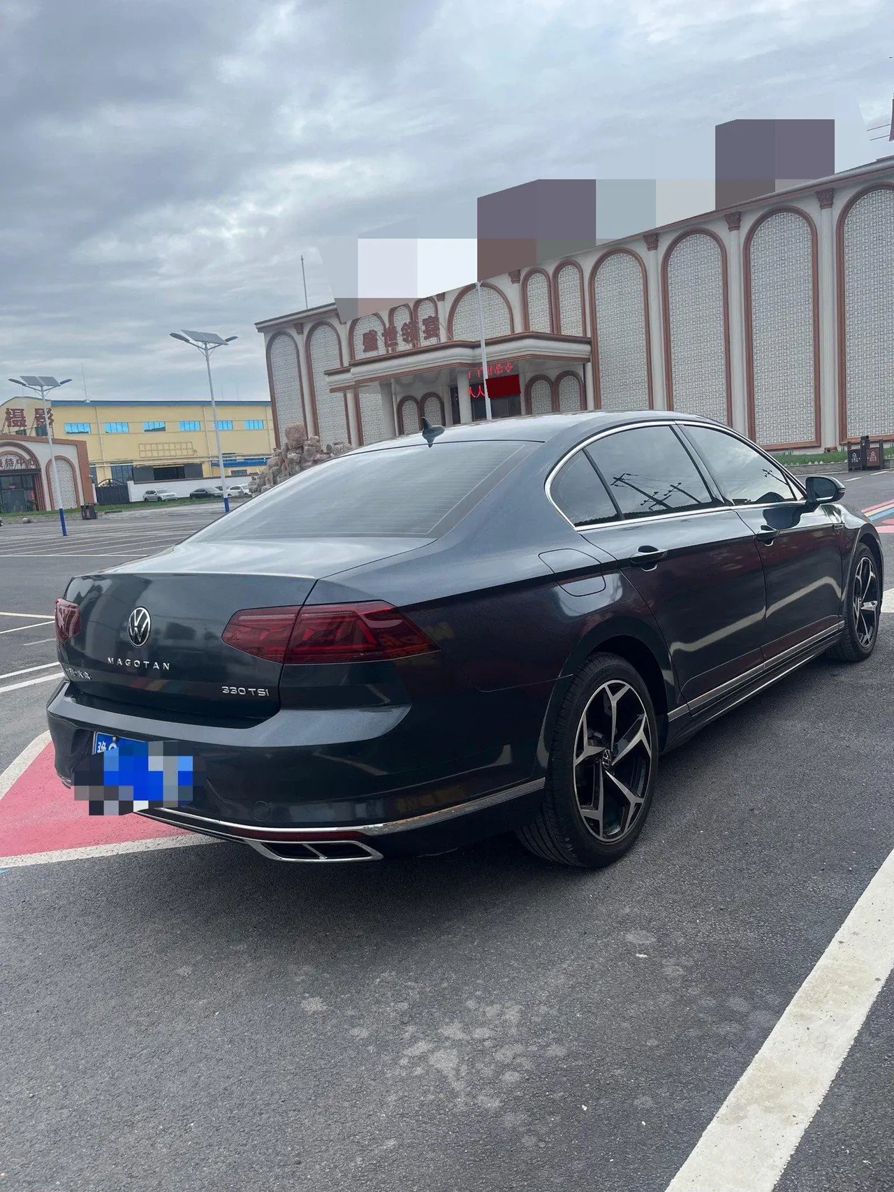 Volkswagen 2023 Magotan 2.0TSI 330TSI 2 million Commemorative Luxury Automatic Gear 7