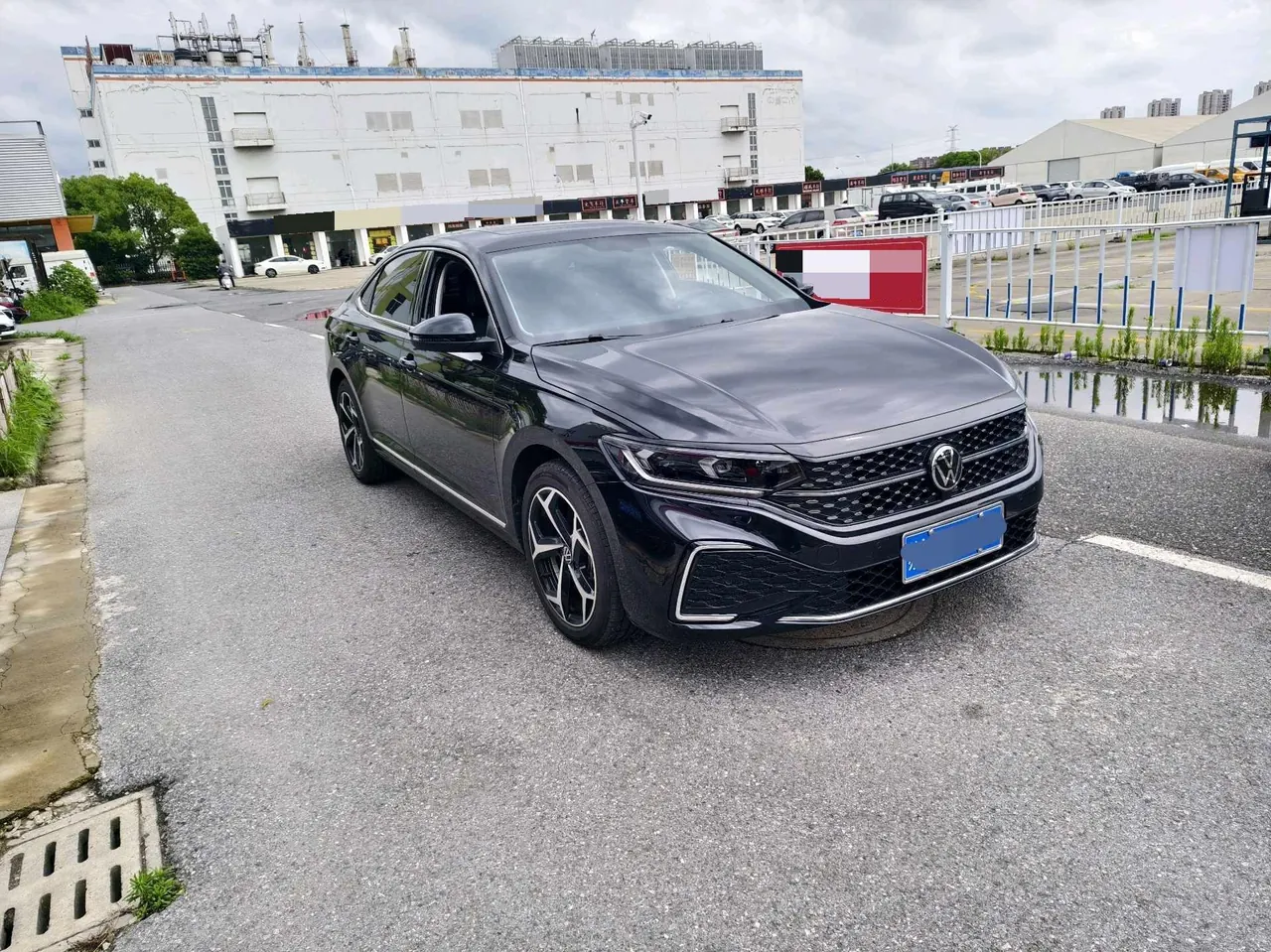 Volkswagen 2026 Passat 2.0TSI 380TSI outstanding star dragon version automatic gear 2