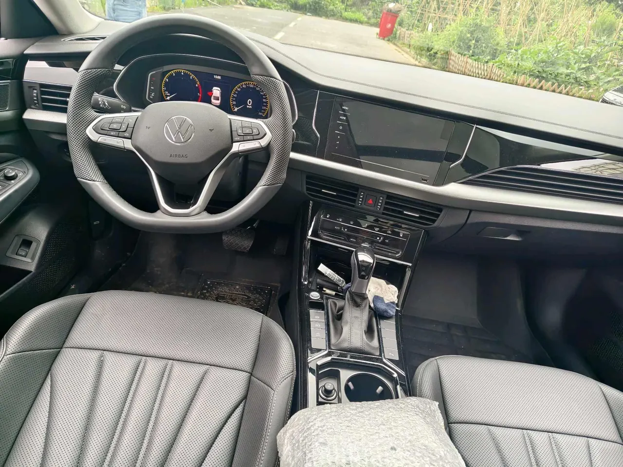 Volkswagen 2026 Passat 2.0TSI 380TSI outstanding star dragon version automatic gear 8