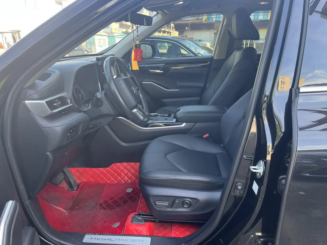 Toyota 2023 Highlander Dual Engine 2.5 Stepless Intelligent Electric Hybrid Four-wheel Drive Deluxe Edition 7-seat Automatic Transmission 4