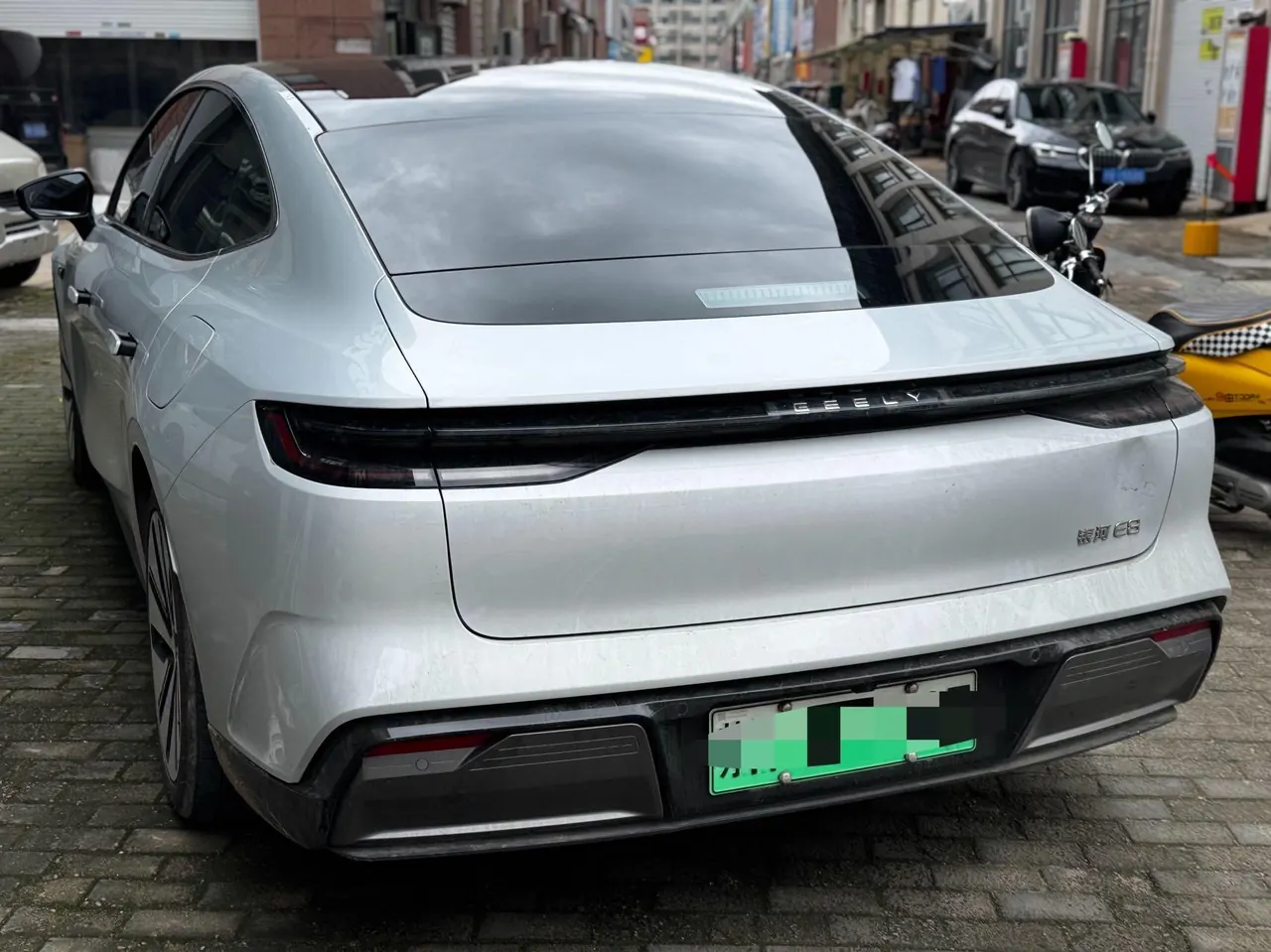 Geely Galaxy 2024 E 8 665km Starship Sailing Edition Automatic Gear 3