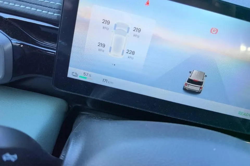 BaoJun 2026 Yueyou Plus 301km Flagship Automatic Gear 5