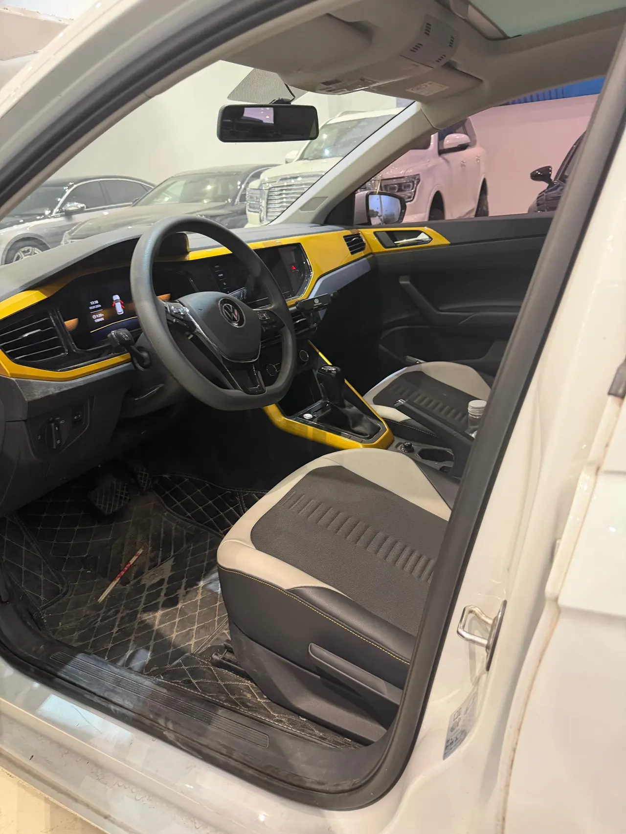 Volkswagen 2023 POLO Plus 1.5 Colorful Technology Edition Automatic Gear 2
