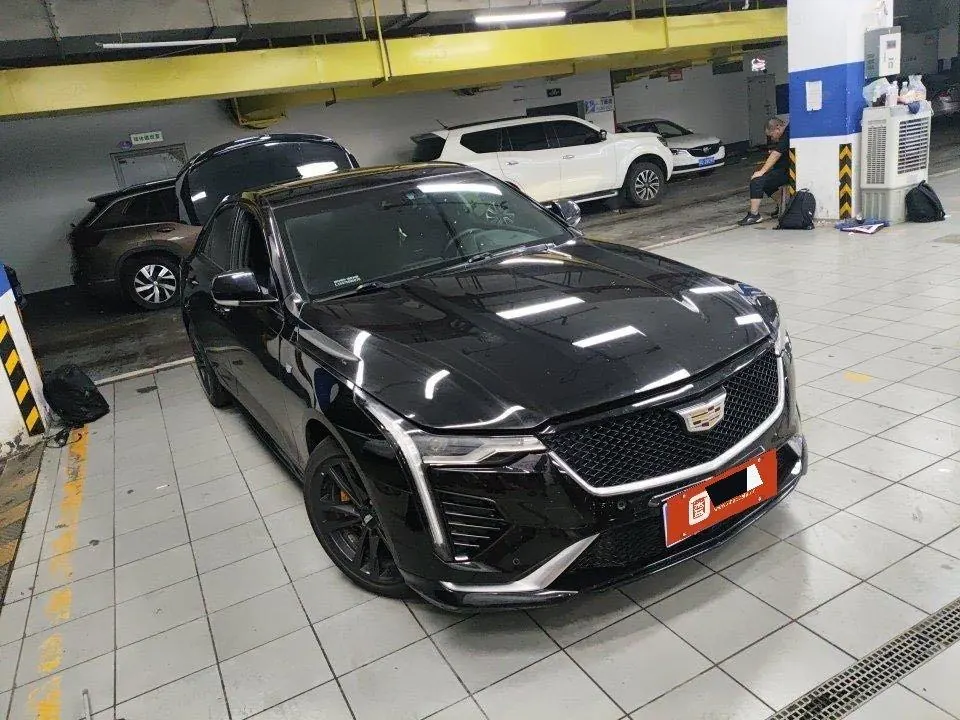 Cadillac 2023 CT4 1.5T 25T Luxury Automatic Gear 4