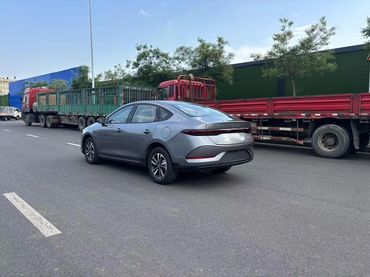 BYD 2026 Qin PLUS DM-i 1.5 CVT 128km Entry-Level Automatic 6
