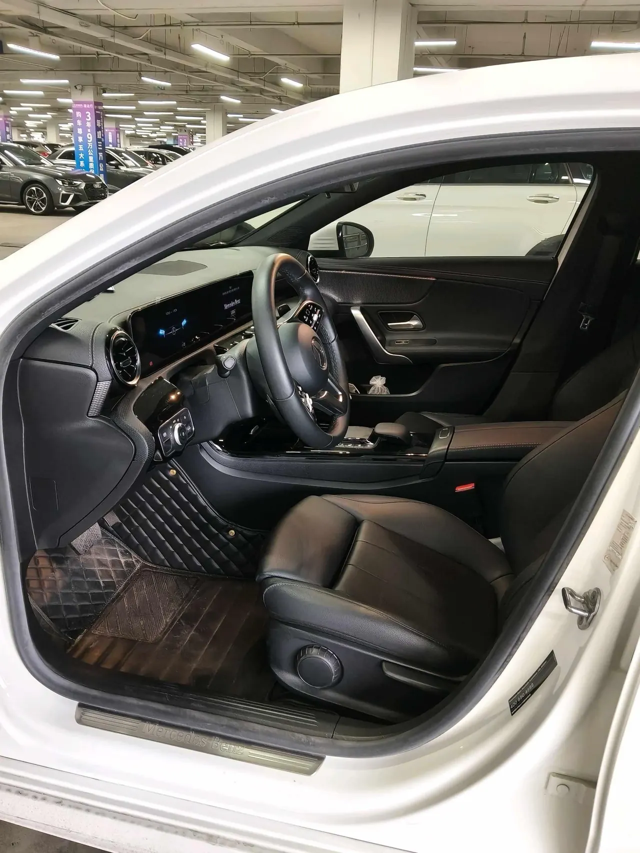 Mercedes Benz Class A 2021 A 200 L 1.3T Dynamic Automatic 3