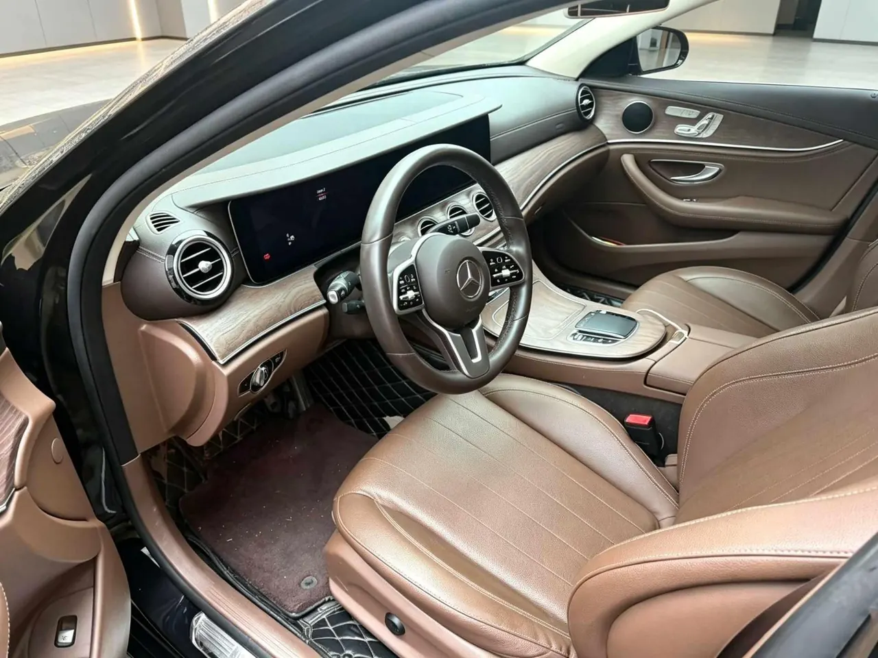 Mercedes Benz E Class 2020 E 300 L 2.0T Fashion (Modified) Automatic Gear 2
