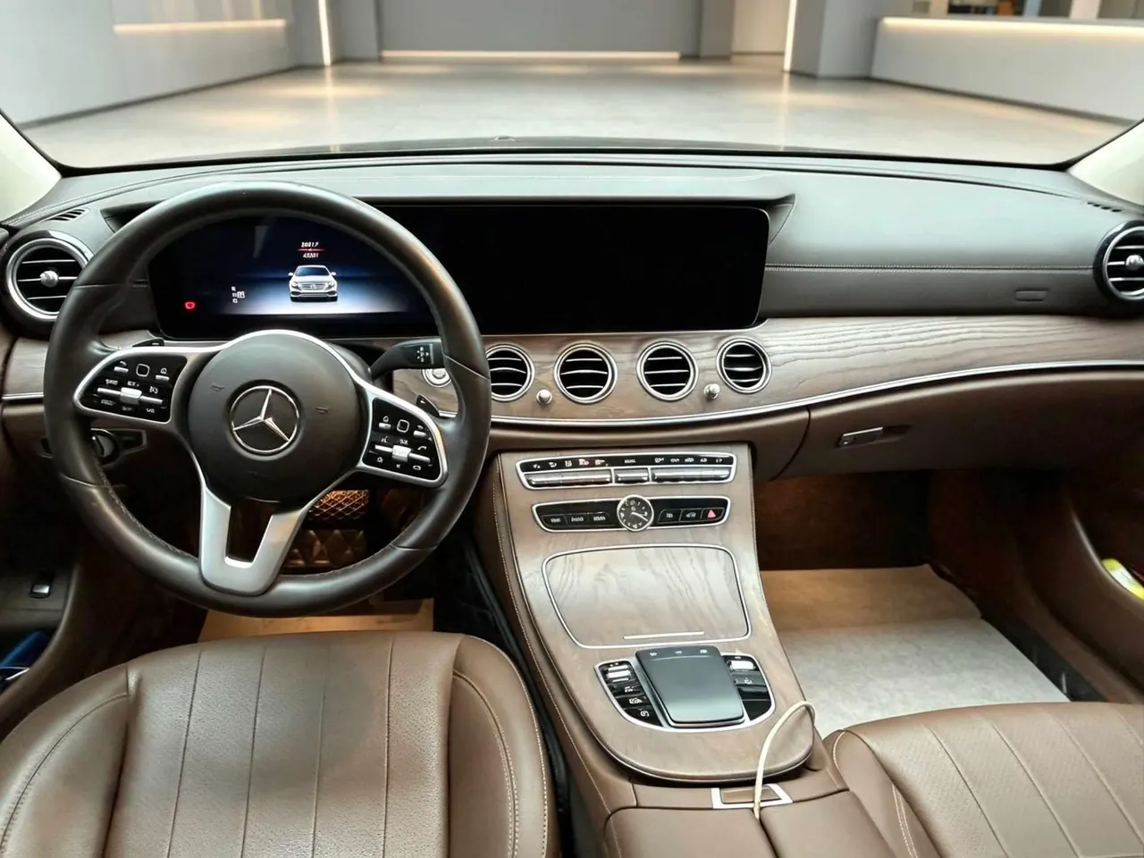 Mercedes Benz E Class 2020 E 300 L 2.0T Fashion (Modified) Automatic Gear 3