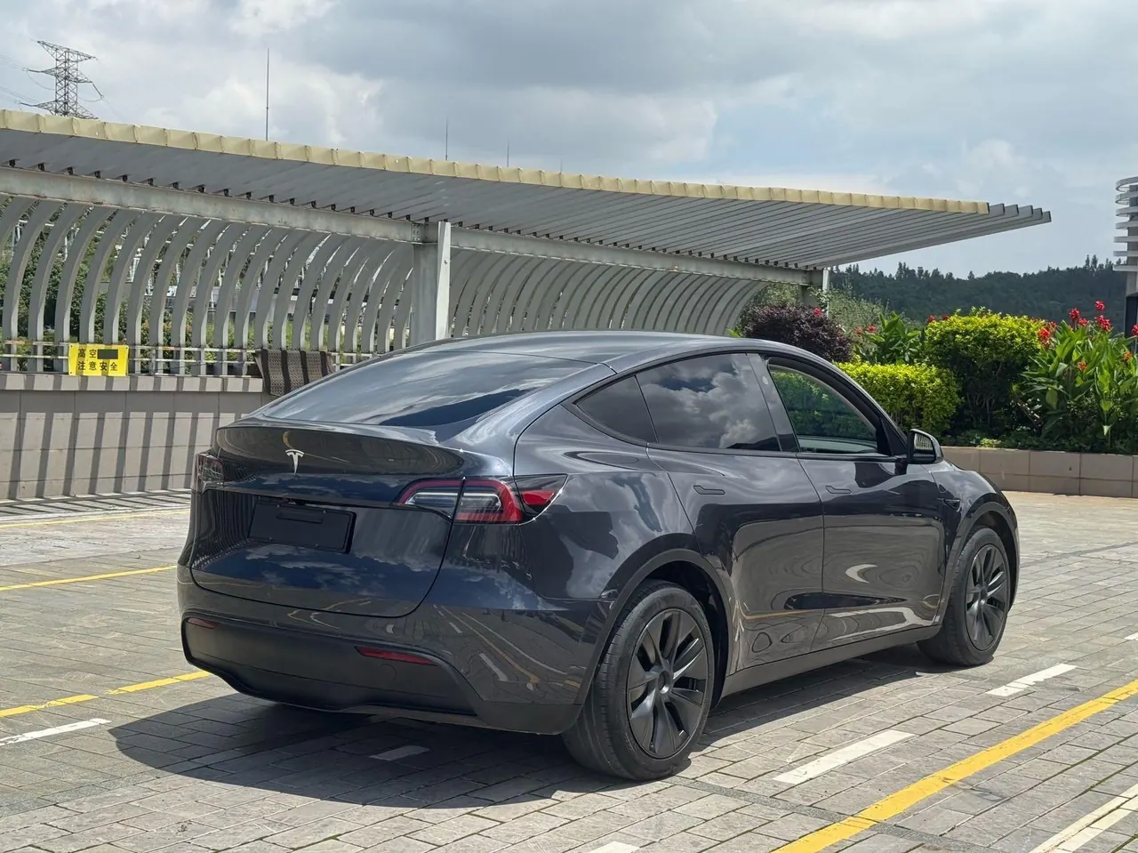 Tesla 2024 Model Y rear-wheel drive version automatic transmission 6