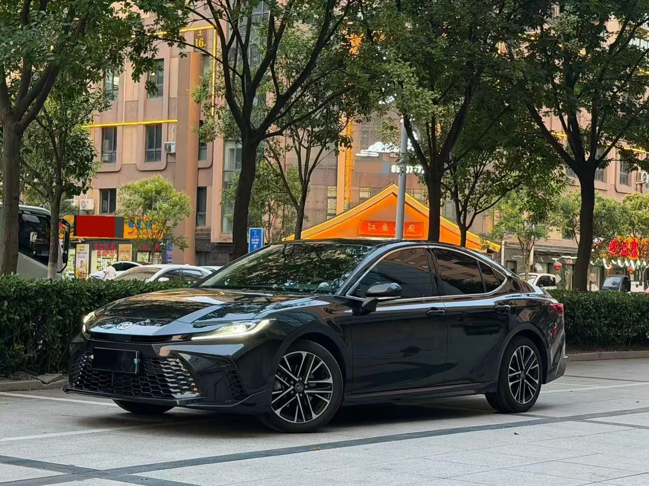 Open image lightbox: Toyota 2026 Camry Double Engine 2.0HSE Stepless Sports Lite Edition Automatic Gear