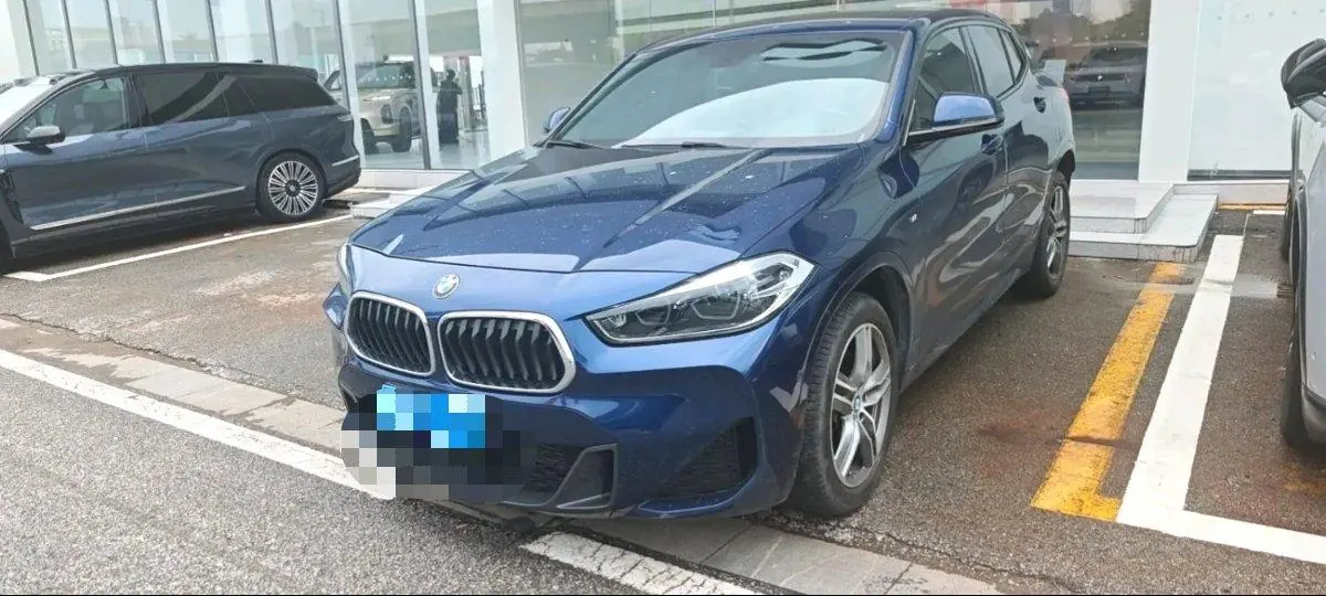 Открыть галерею: BMW 2020 X2 sDrive25i 2.0T Leading M Sports Suit Automatic Gear