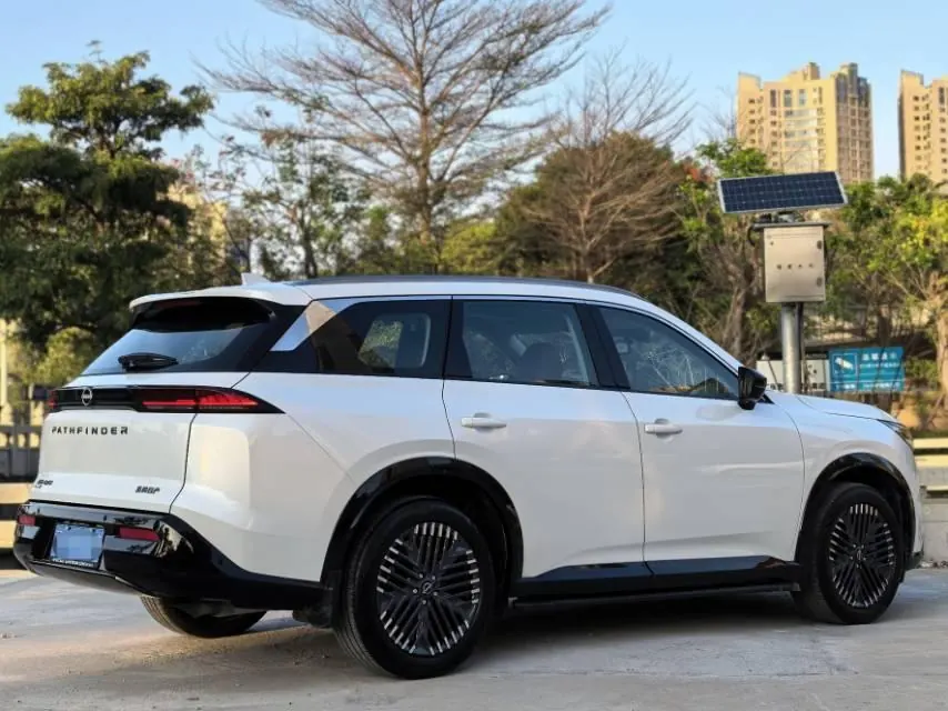 Nissan 2024 Tanlu 2.0T 380VC-TURBO 4-wheel drive Zhizun Edition 6-seat automatic gear 8