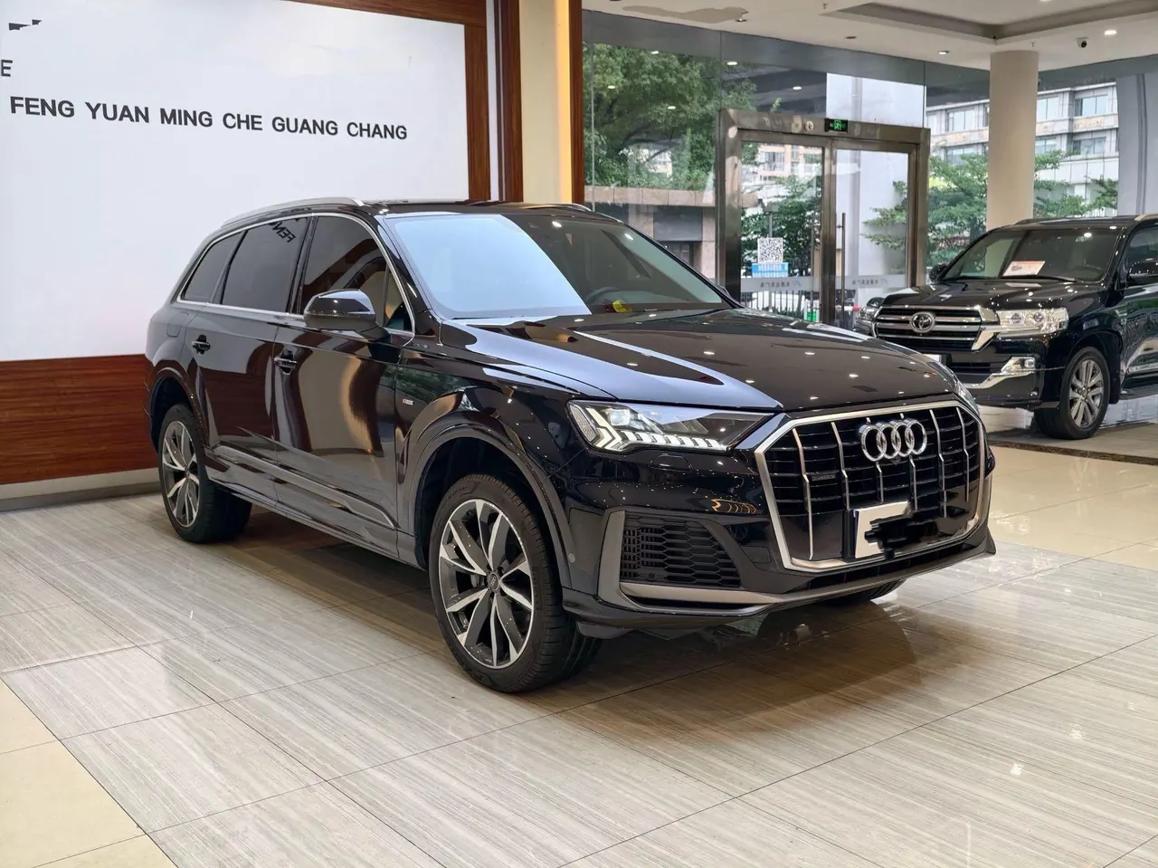 Open image lightbox: Audi Q7 (Imported) 2020 Q7 48V 3.0TFSI 55TFSI Quattro S line Sports Automatic