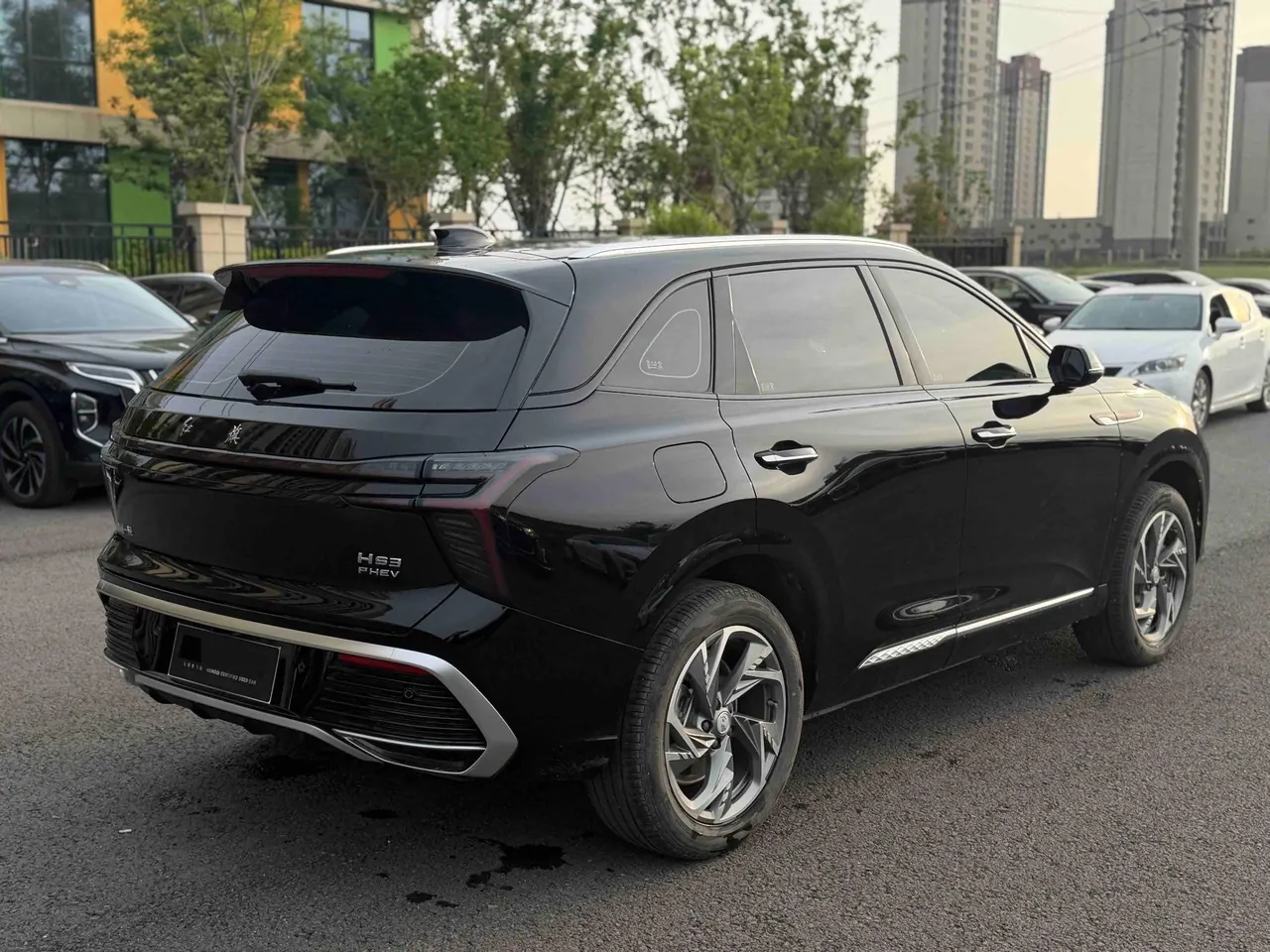 HongQi 2024 HS3 PHEV 1.5T 115km Strong Edition Automatic Gear 2