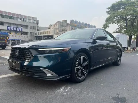 Open image lightbox: Accord PHEV 2023 e:PHEV Ultimate Edition