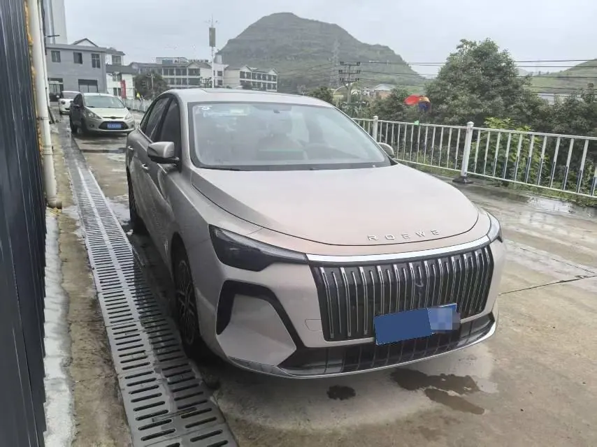 Roewe 2026 i6 1.5 Stepless Edition Automatic Gear 3