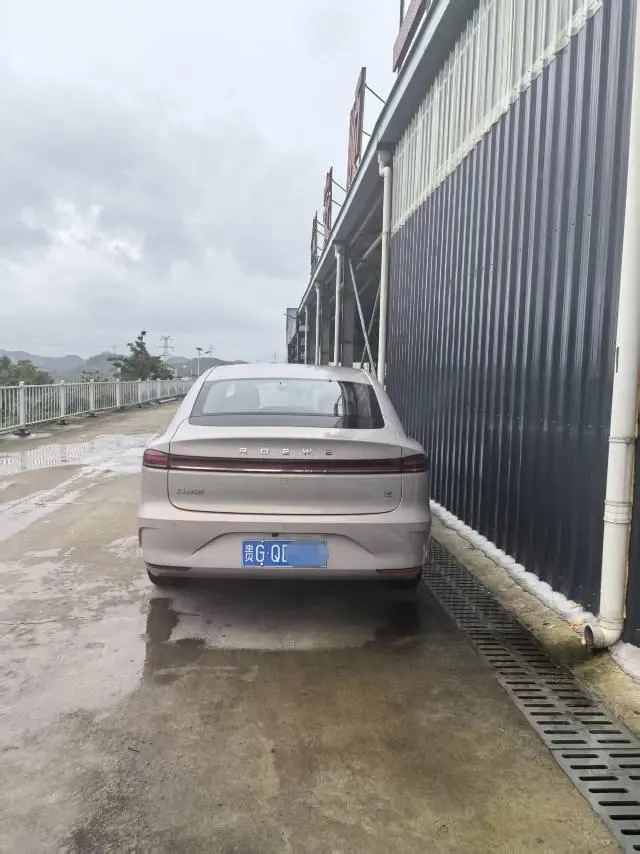 Roewe 2026 i6 1.5 Stepless Edition Automatic Gear 5