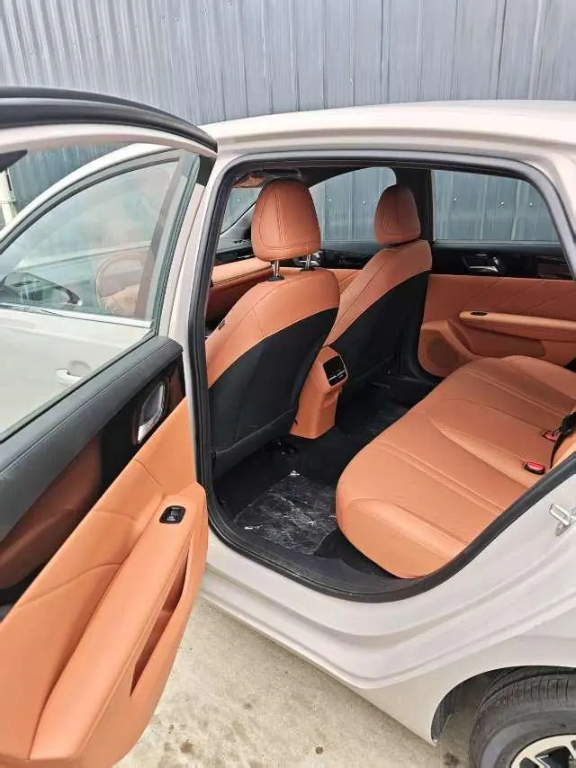 Roewe 2026 i6 1.5 Stepless Edition Automatic Gear 8