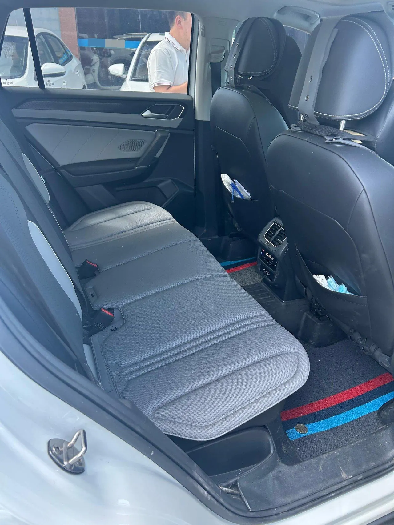 Volkswagen 2024 Tanyue 2.0TSI 330TSI Two-Drive Luxury Plus Advanced Edition Automatic Gear 3