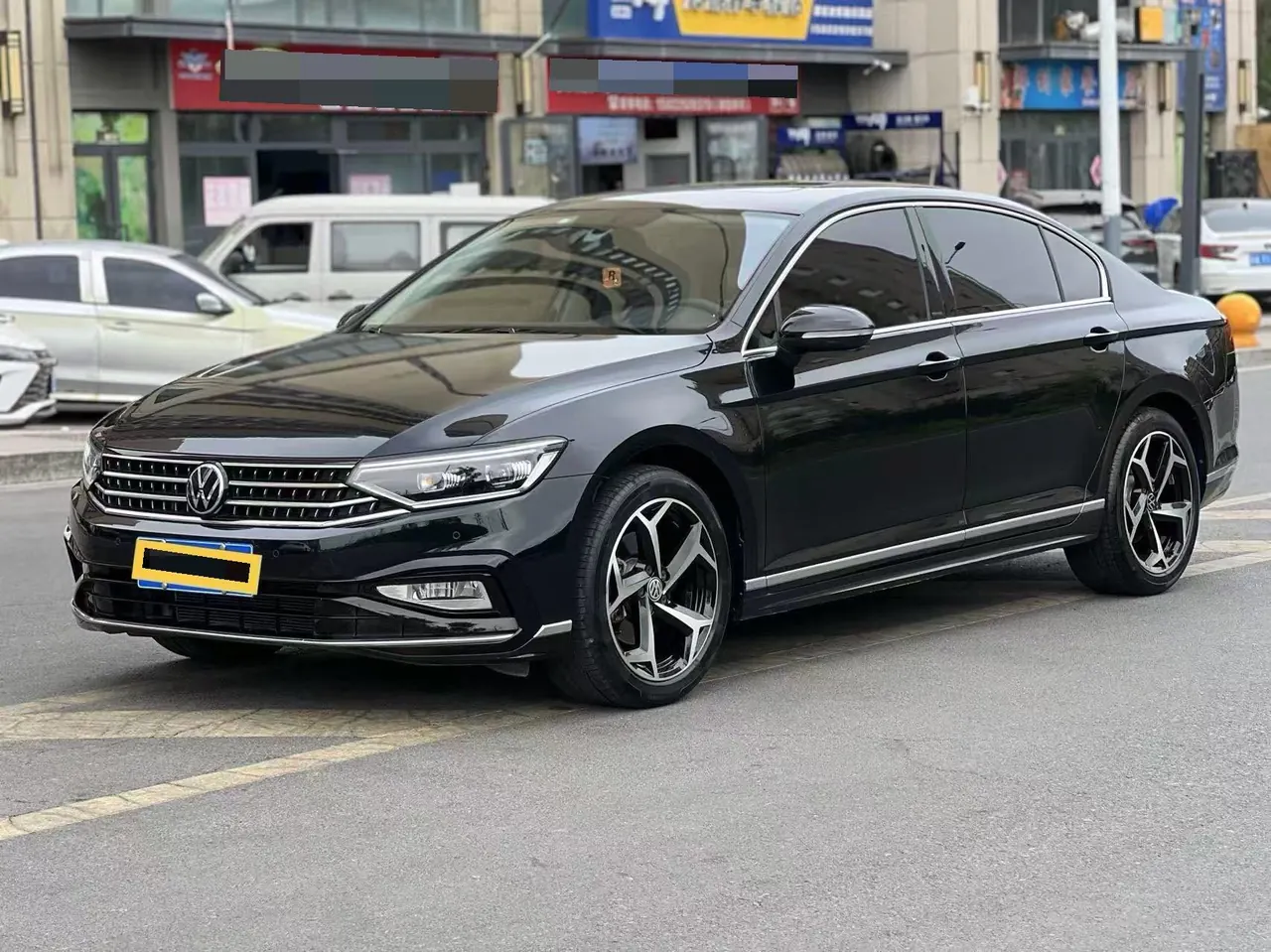 Volkswagen 2020 Magotan 2.0TSI 330TSI Leading Automatic - View 1
