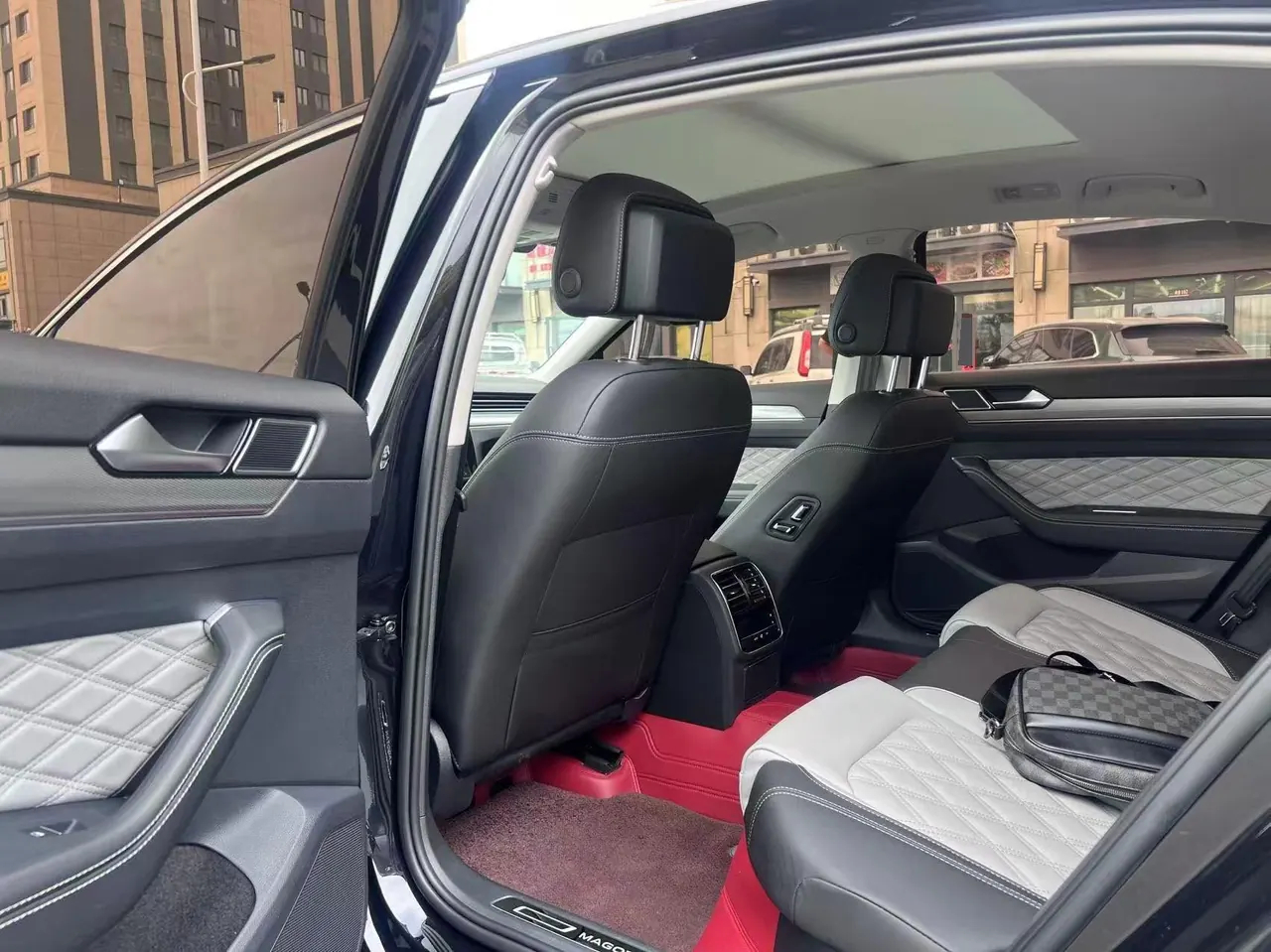 Volkswagen 2020 Magotan 2.0TSI 330TSI Leading Automatic 6