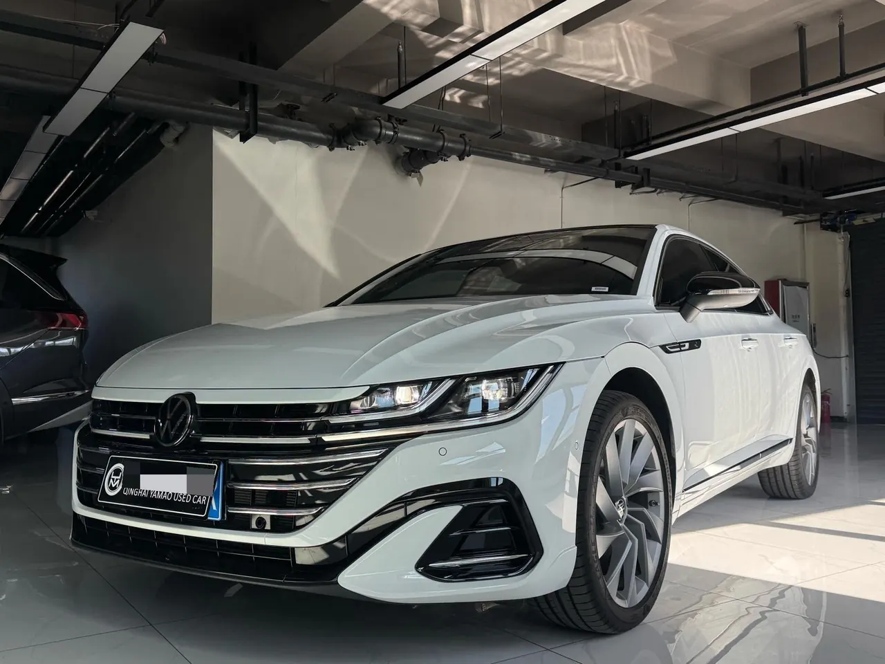 Volkswagen 2026 CC 2.0TSI 380TSI eye-catching 30 million selected automatic gear - View 1
