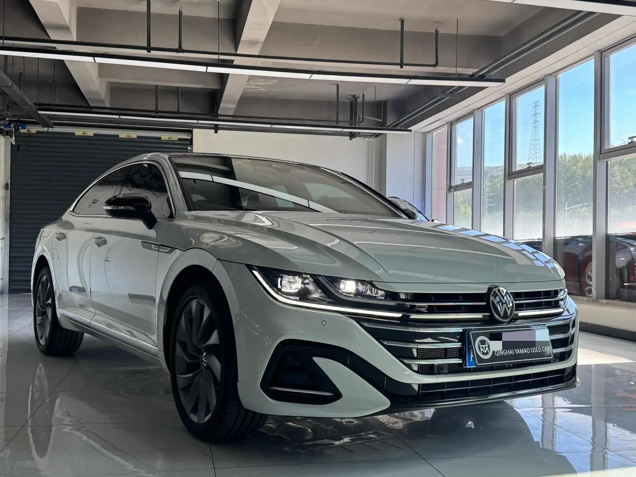 Volkswagen 2026 CC 2.0TSI 380TSI eye-catching 30 million selected automatic gear 3