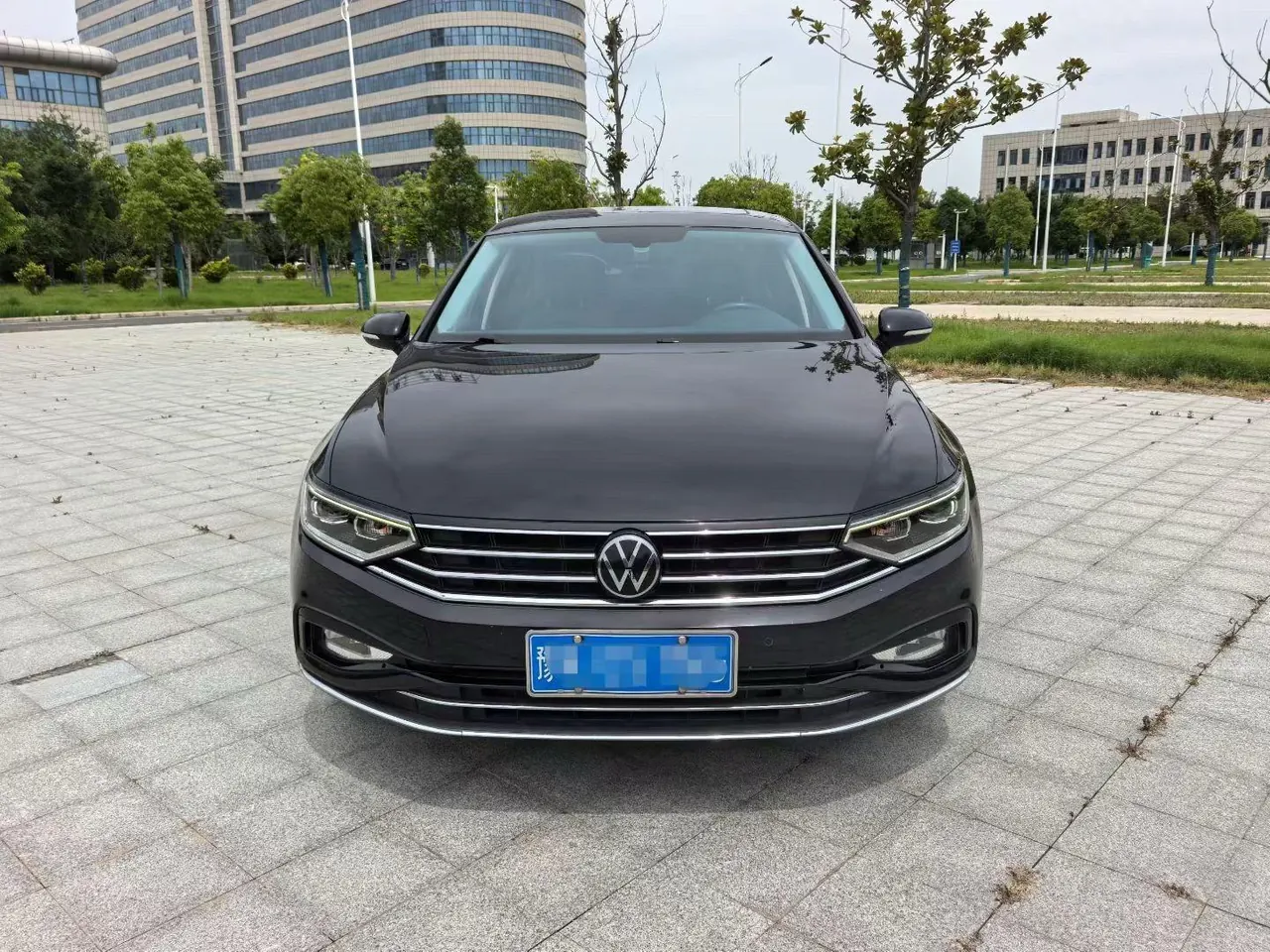 Volkswagen 2020 Magotan 2.0TSI 330TSI luxury automatic transmission 2