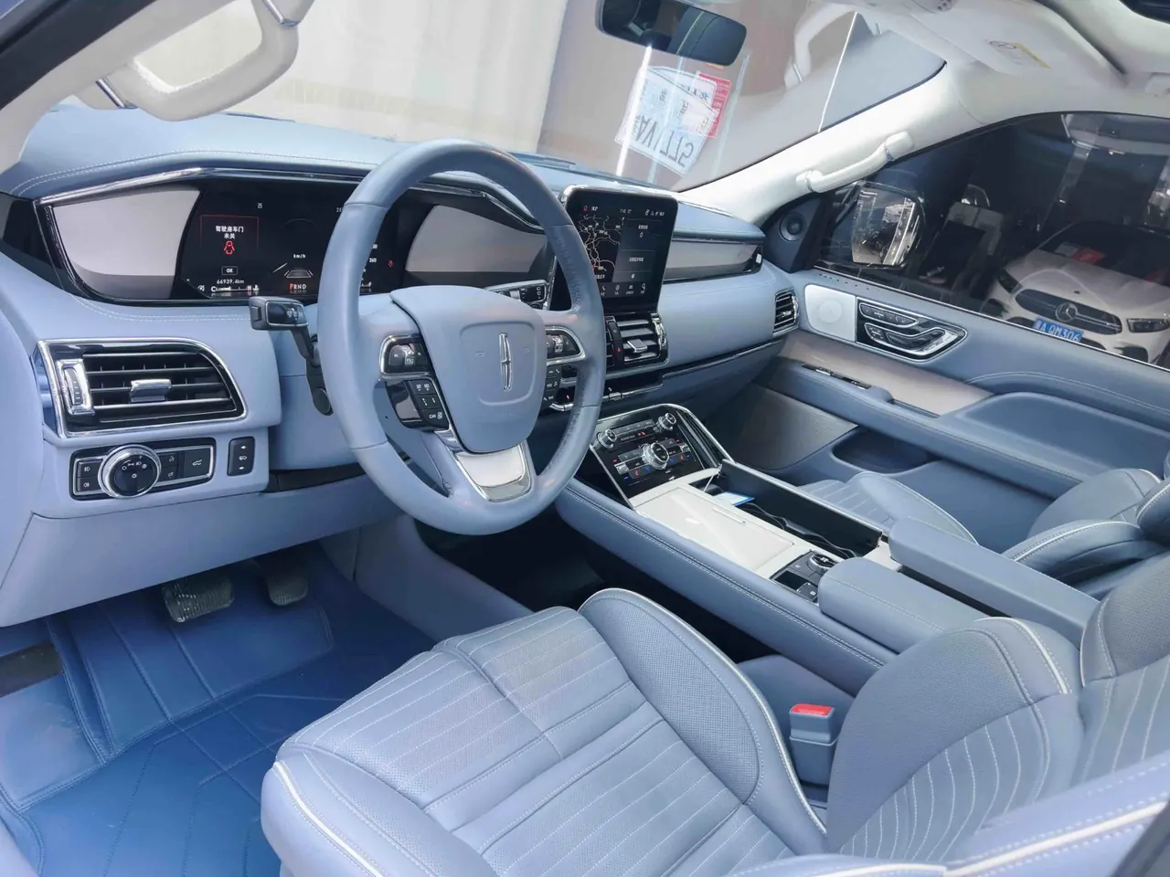 Lincoln Navigator (Imported) 2020 Navigator 3.5T Presidential Series Automatic Gear 4