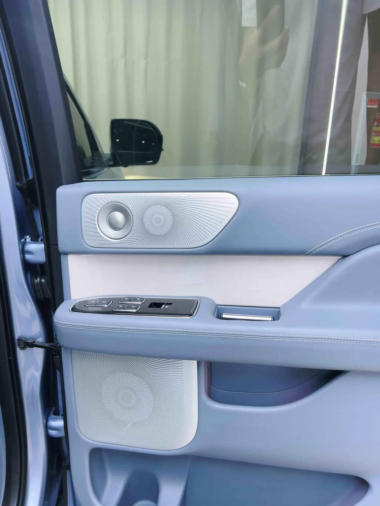 Lincoln Navigator (Imported) 2020 Navigator 3.5T Presidential Series Automatic Gear 6