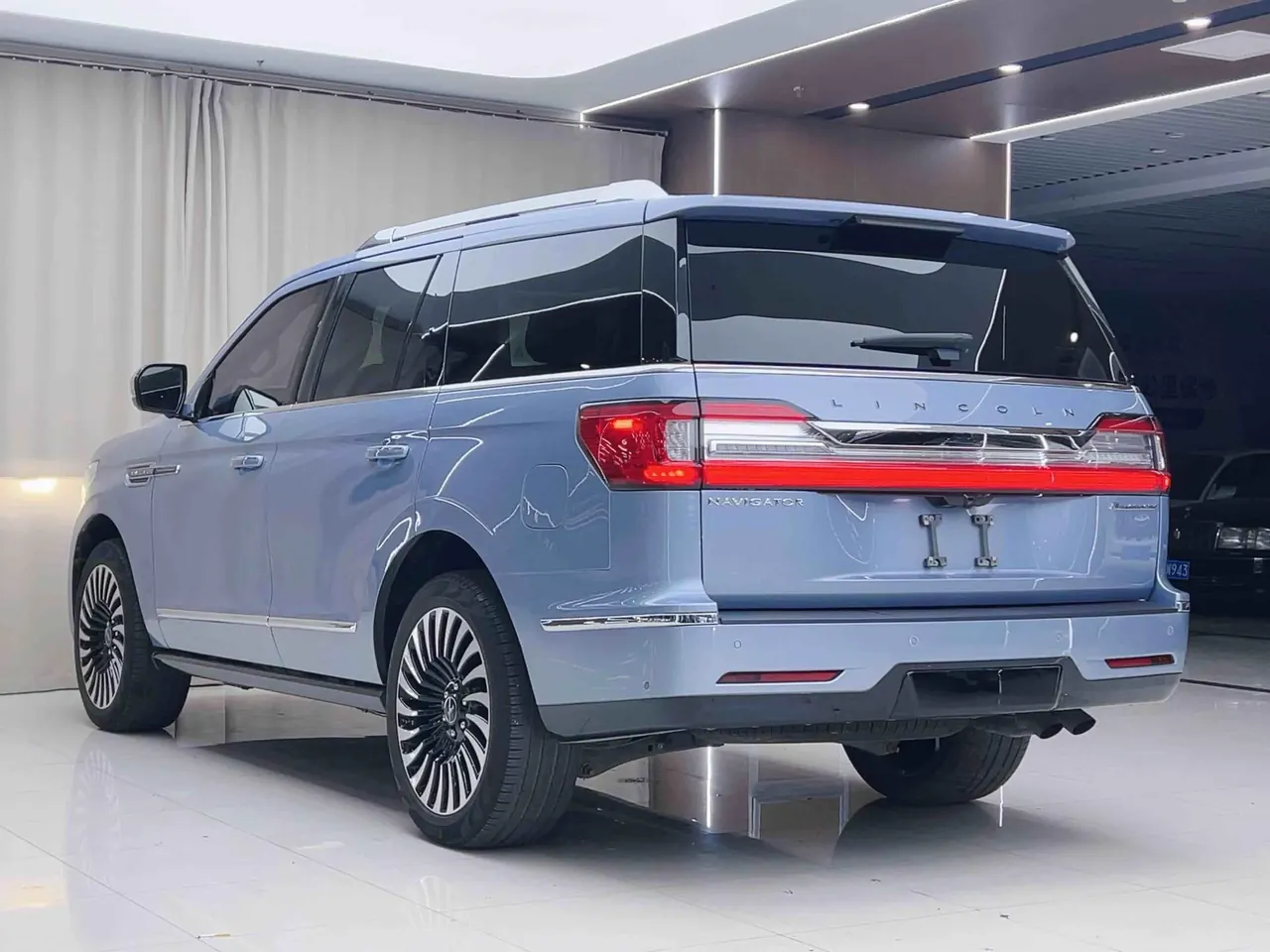 Lincoln Navigator (Imported) 2020 Navigator 3.5T Presidential Series Automatic Gear 8