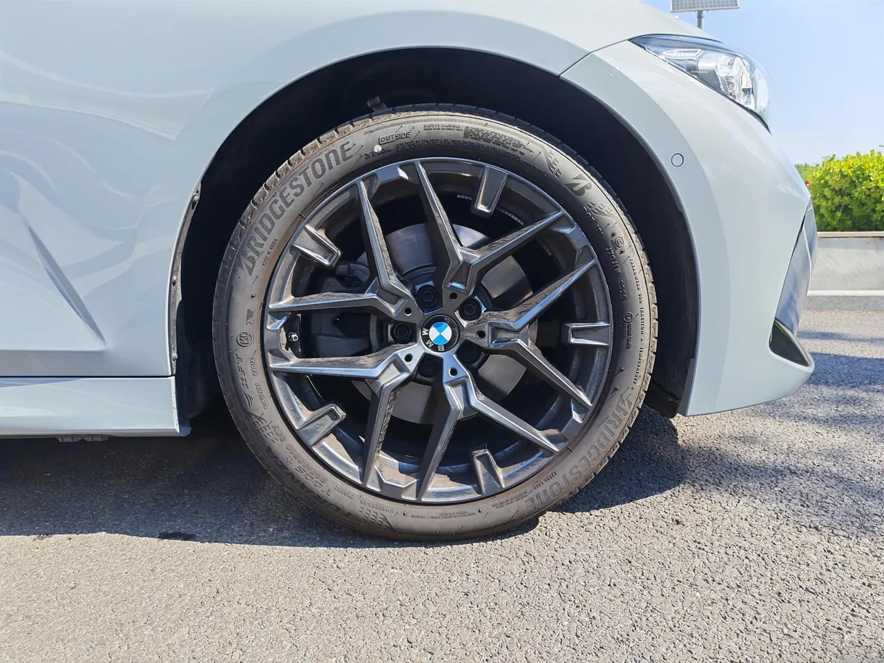 BMW 3 Series 2026 330Li 2.0T M Sports Obsidian Night Suit Automatic Gear 9
