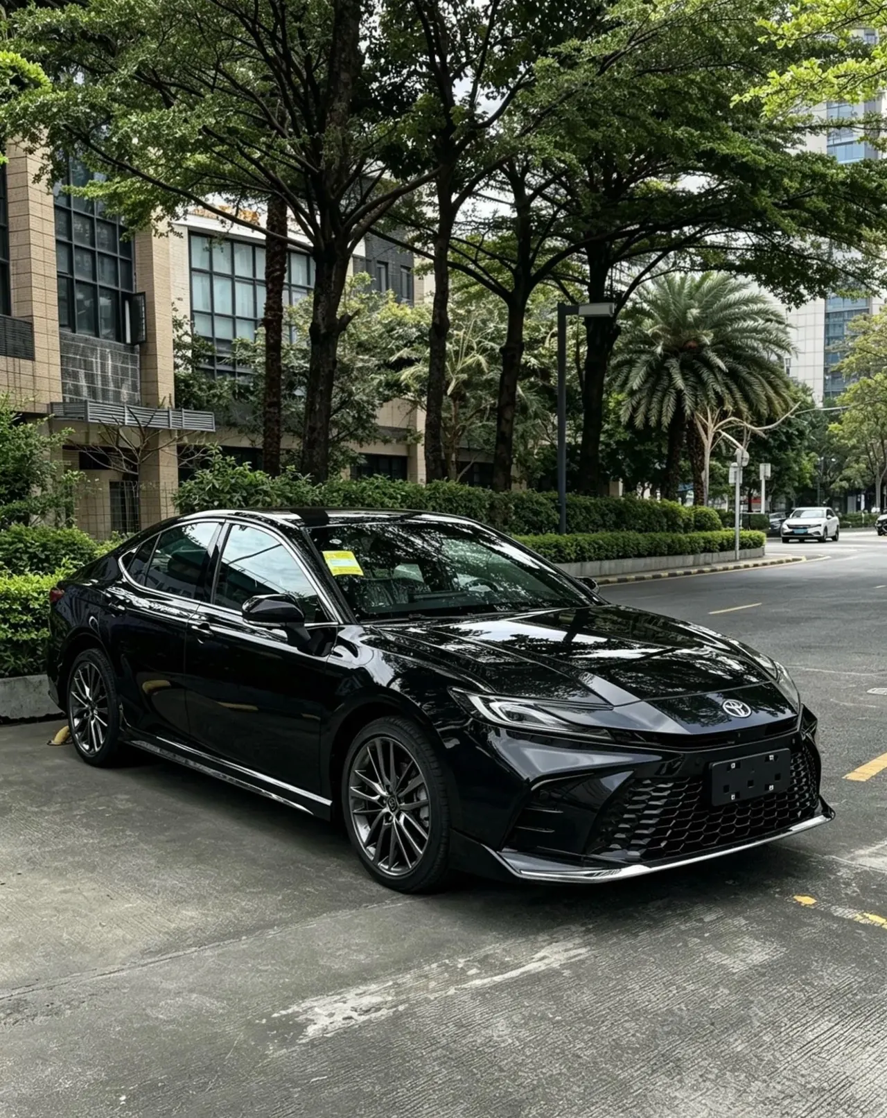 Toyota 2026 Camry Dual Engine 2.0HXS Stepless Sports Plus Edition Automatic Gear 2